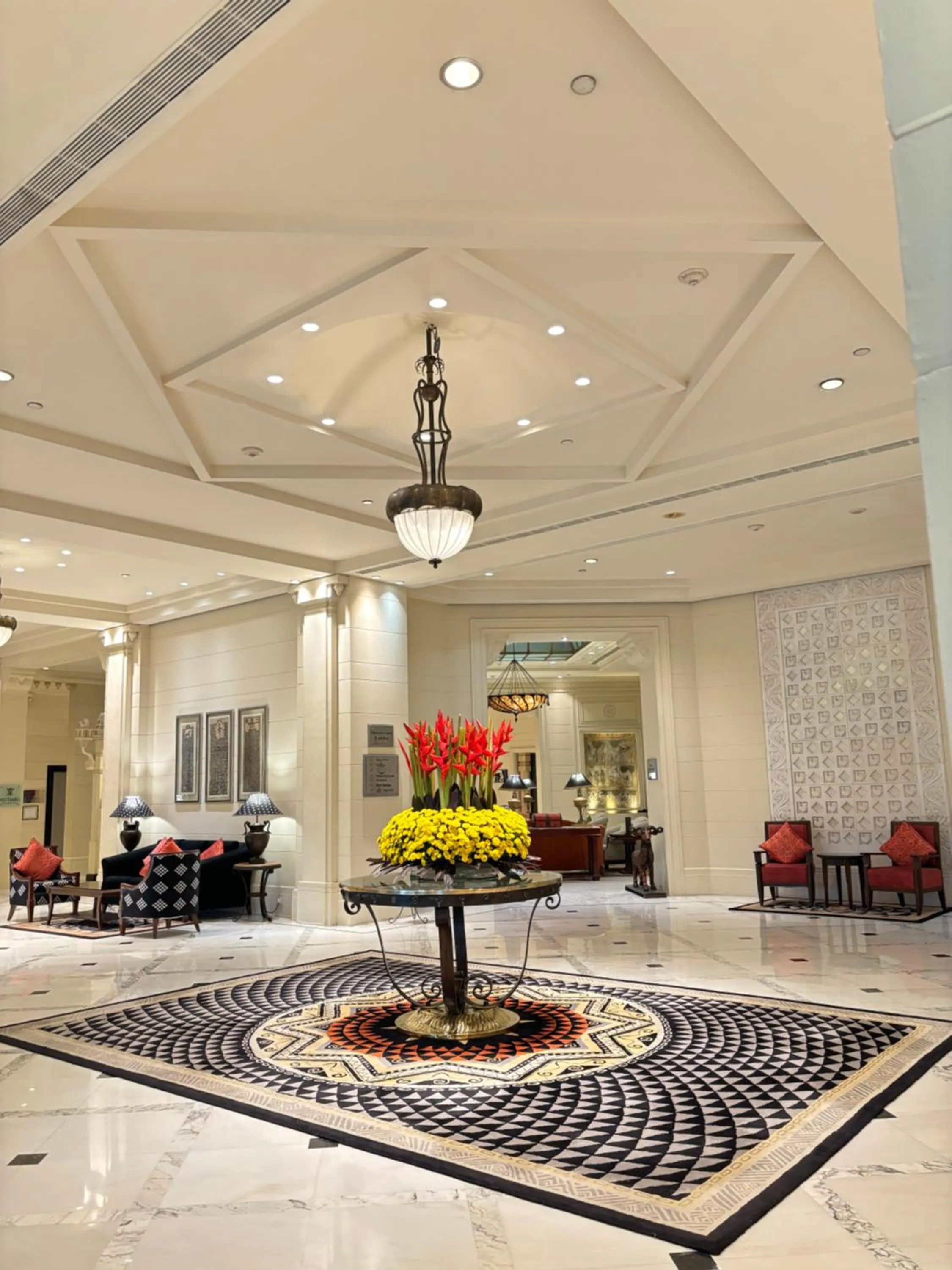 Lobby or reception in ITC Kakatiya, a Luxury Collection Hotel, Hyderabad