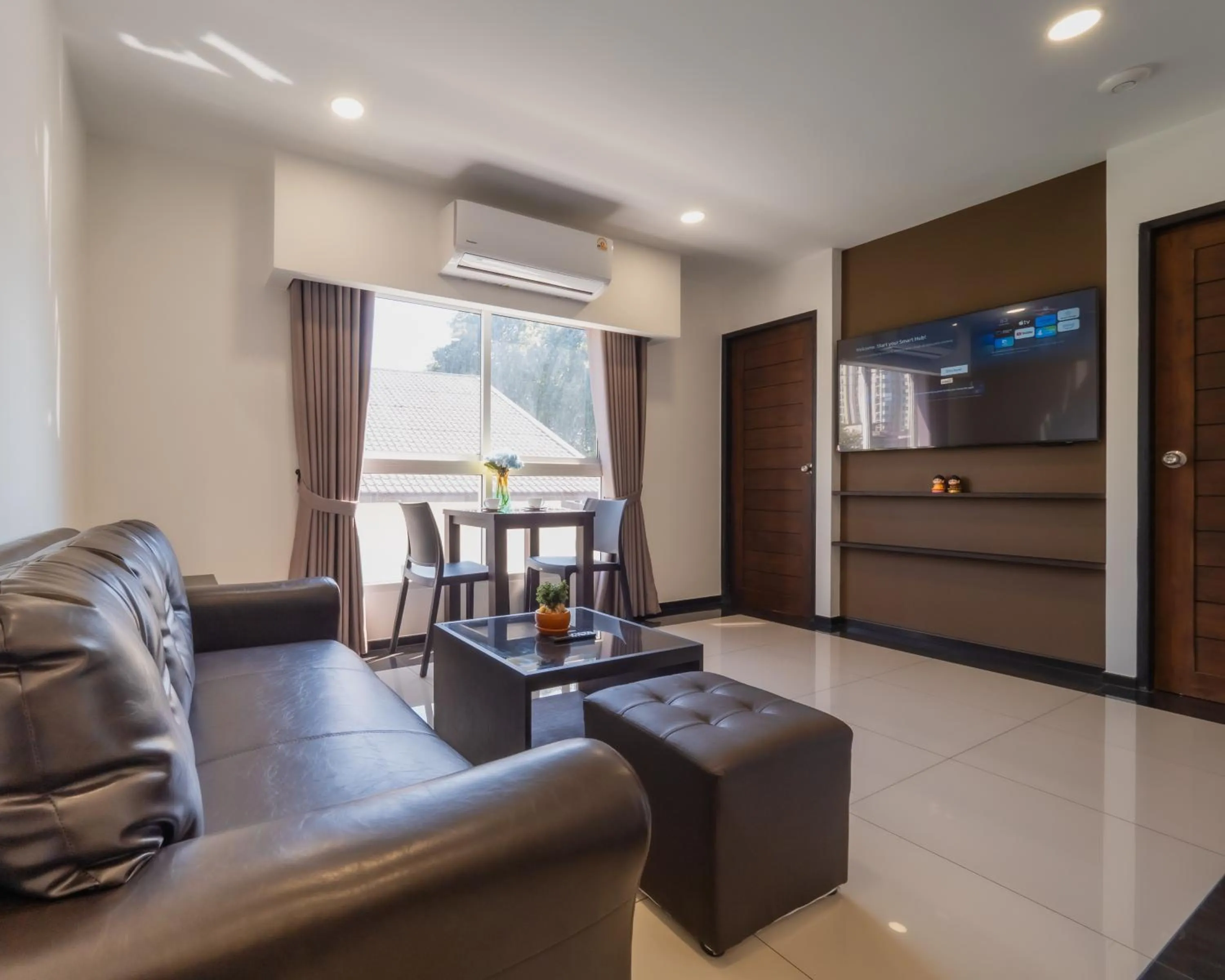 TV and multimedia in Samutprakarn Hotel