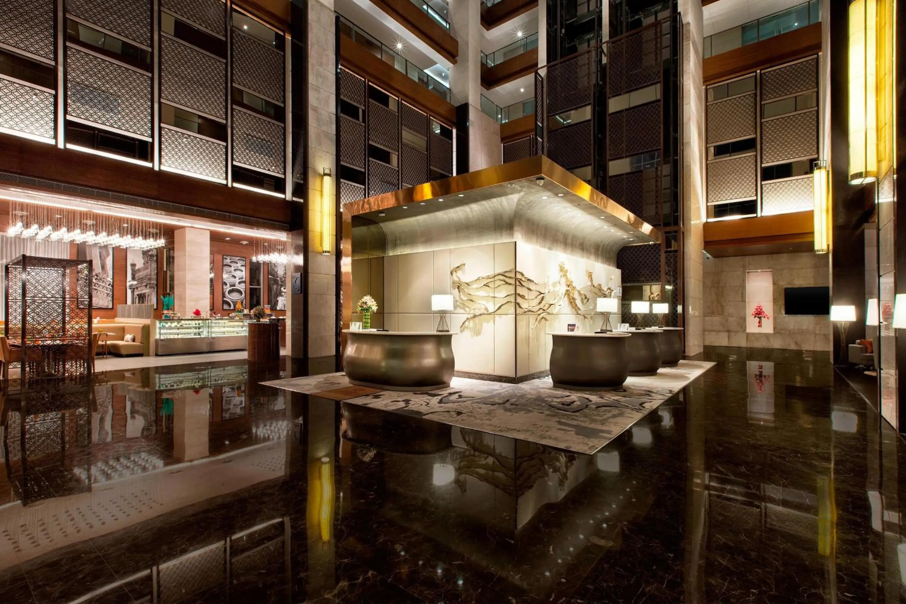 Lobby or reception in Sheraton Hyderabad Hotel