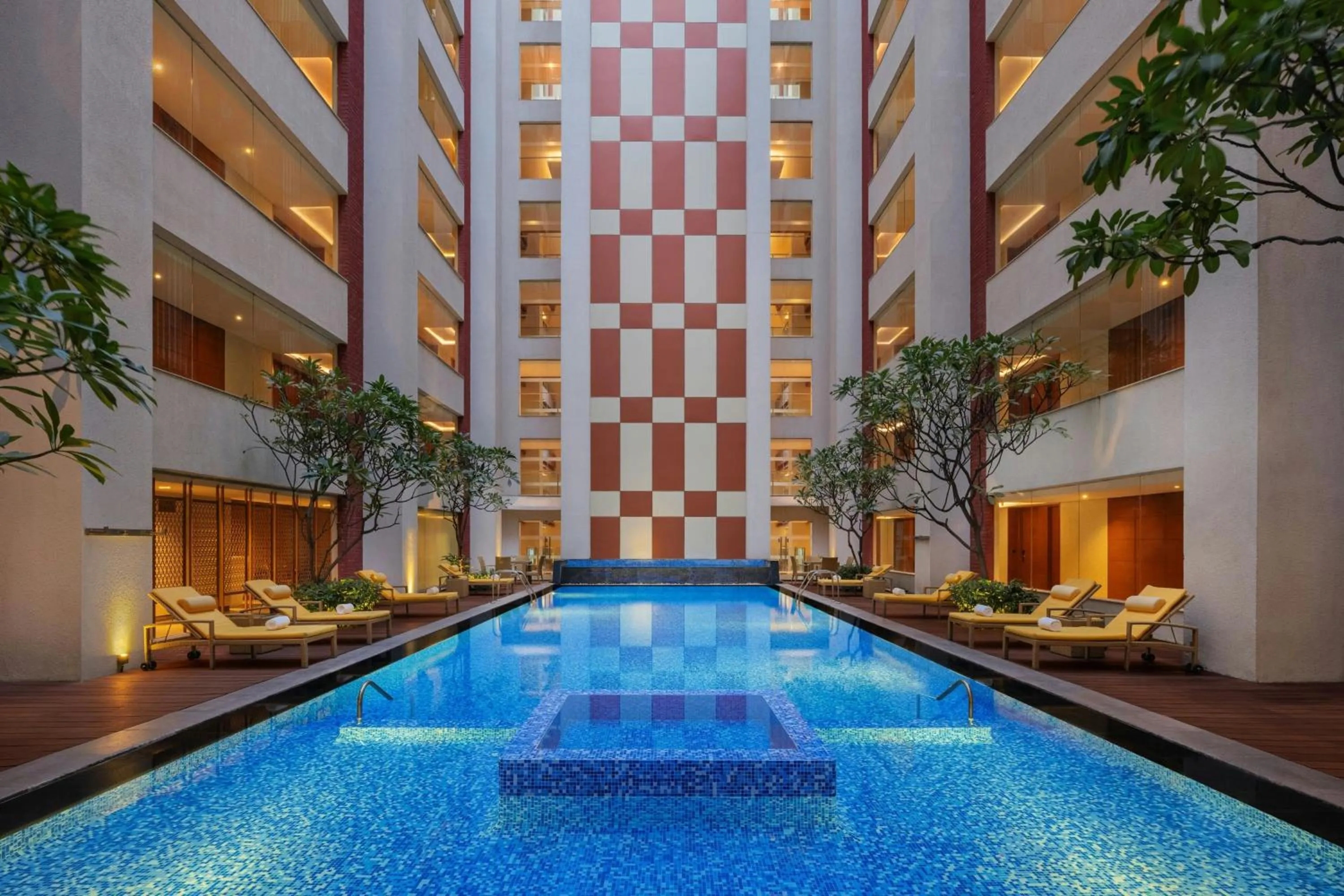Swimming pool in Sheraton Hyderabad Hotel