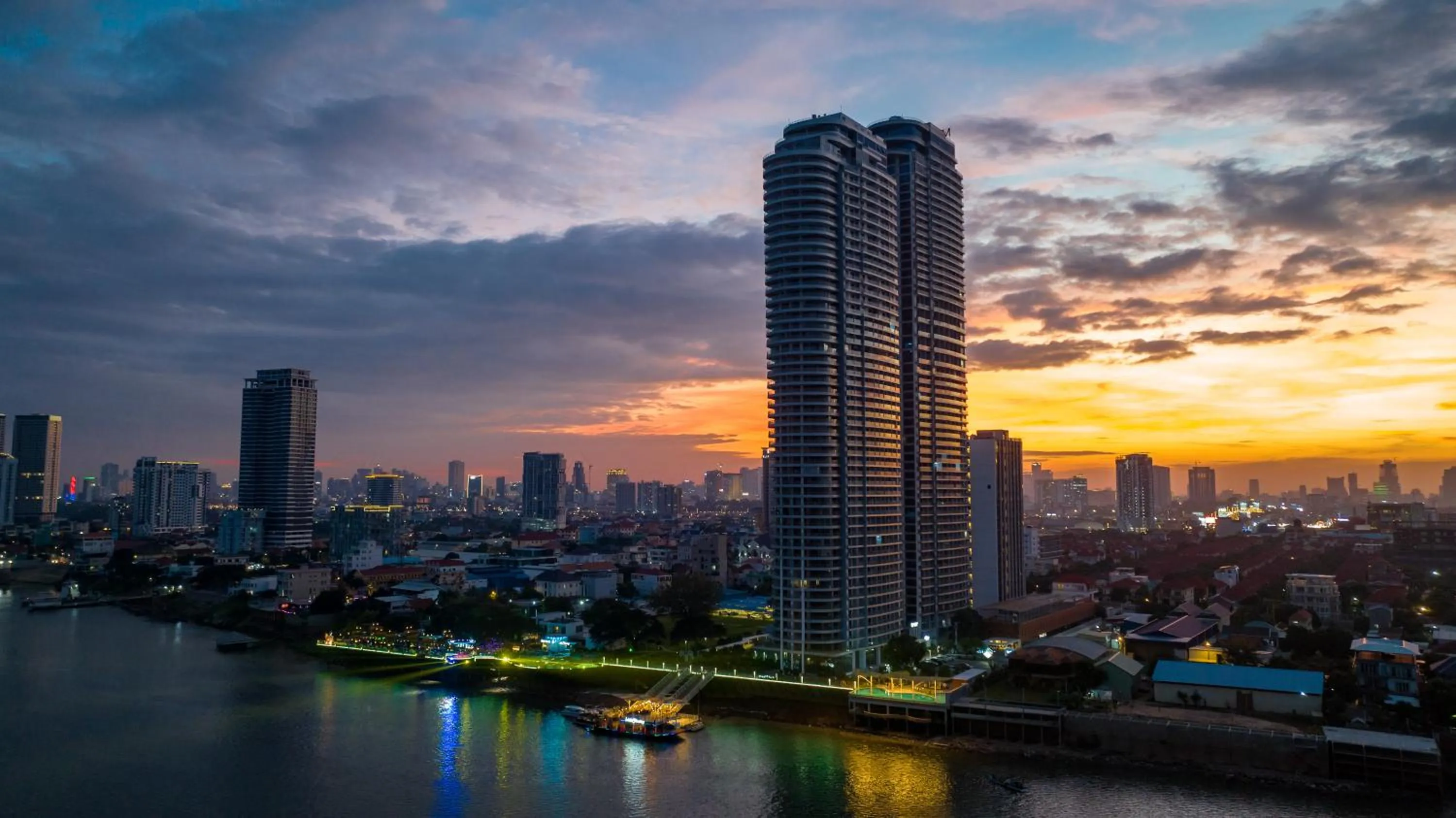 Natural landscape in Merton Holiday Inn