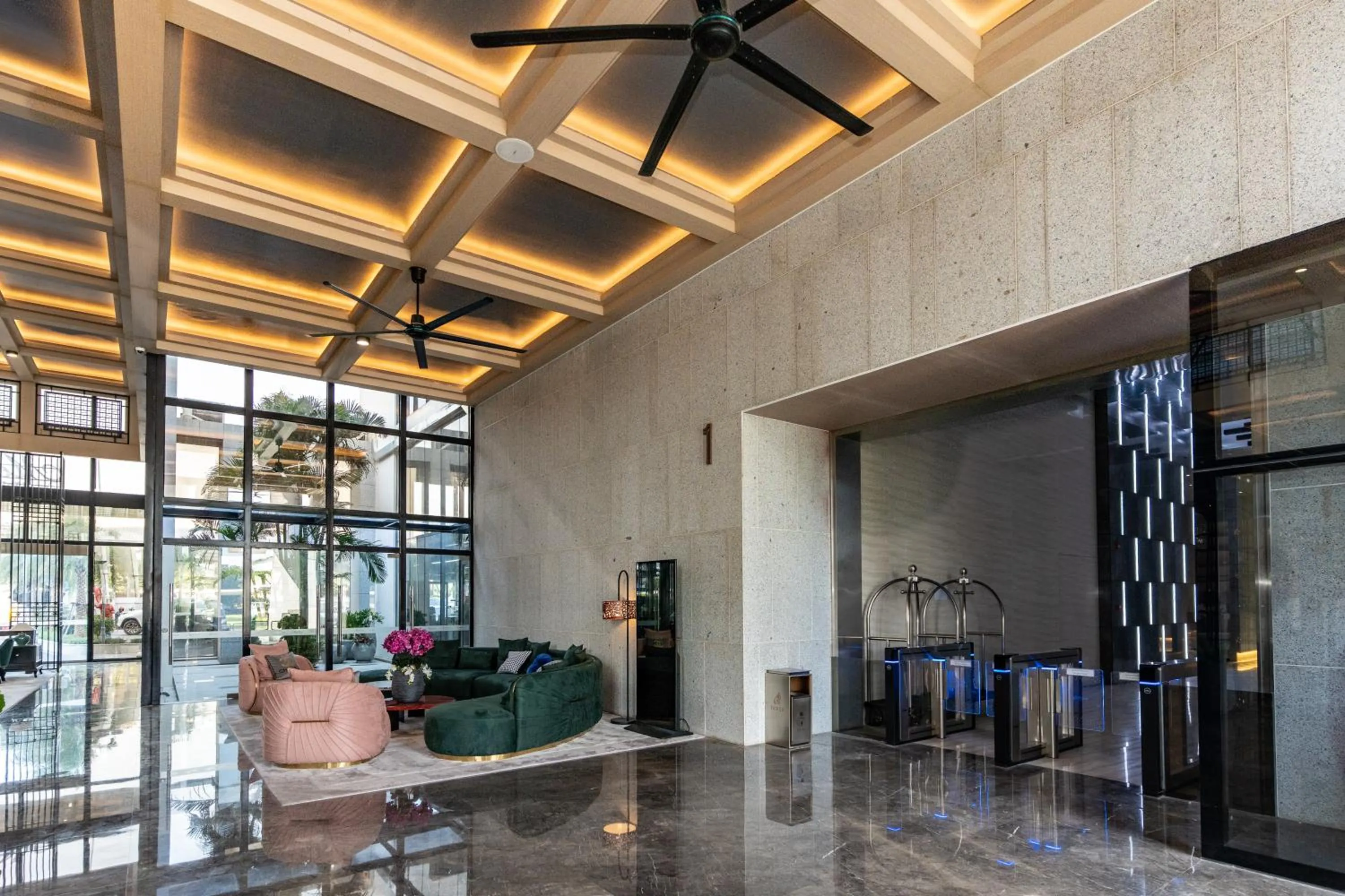 Facade/entrance in Merton Holiday Inn