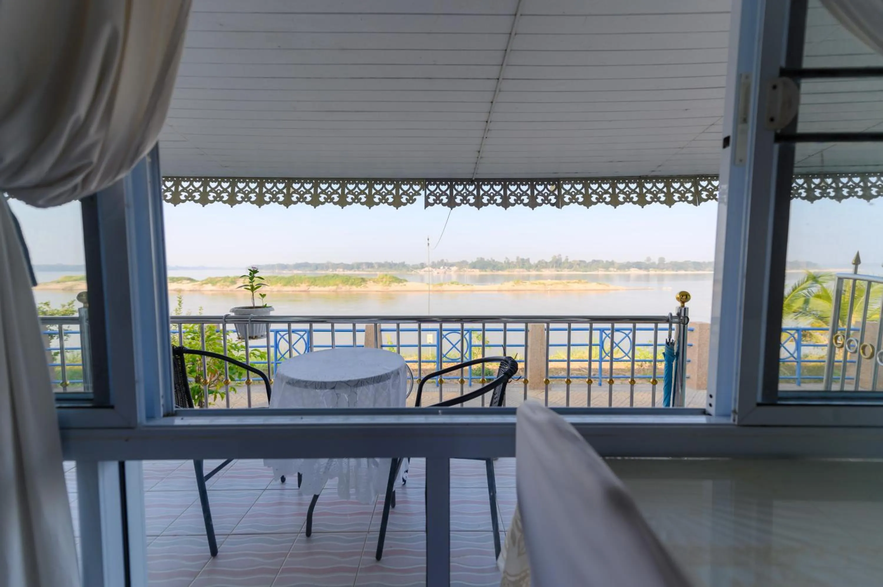 Restaurant/places to eat in Kongkhamkoon Hotel