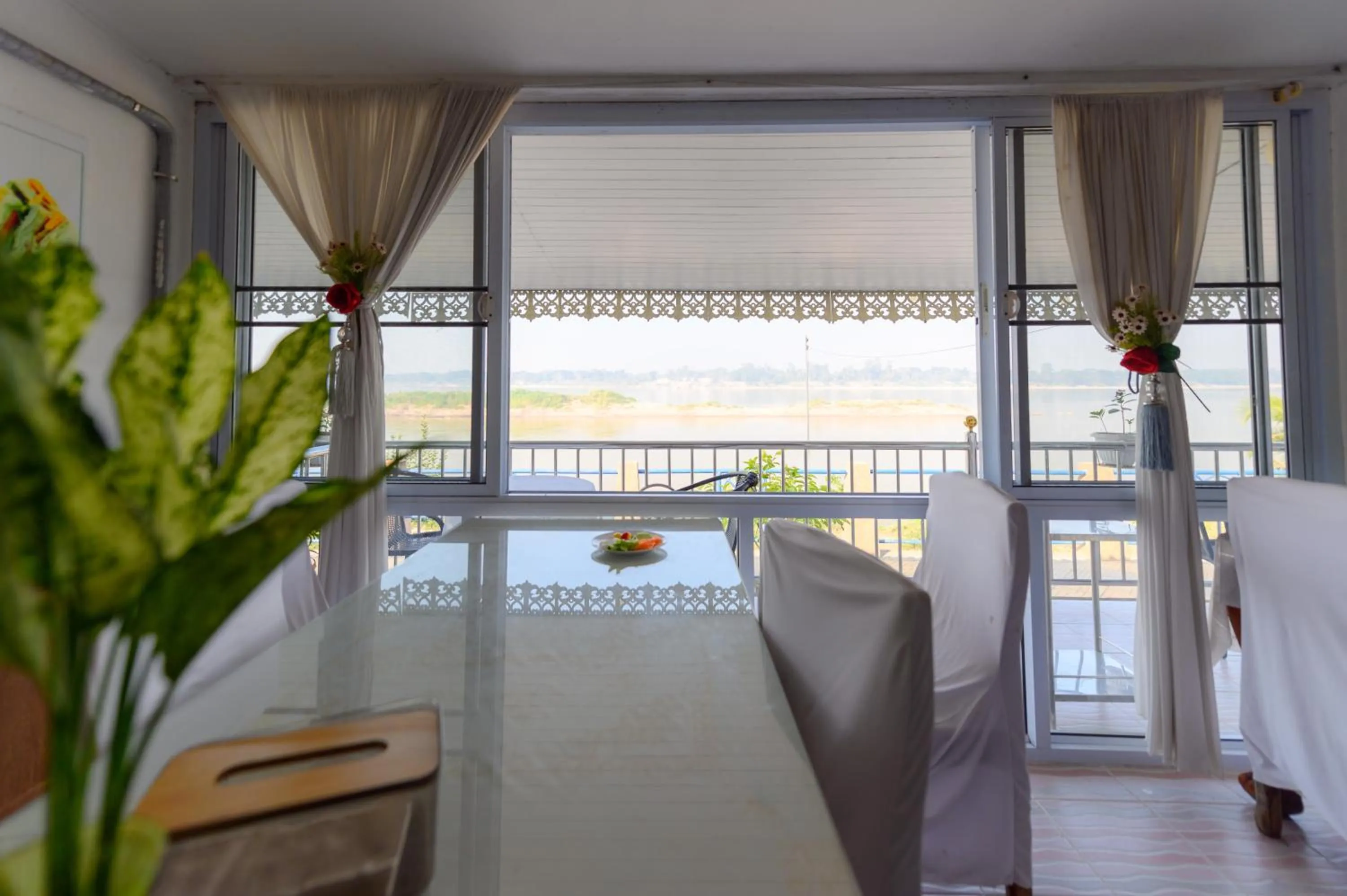 Restaurant/places to eat in Kongkhamkoon Hotel