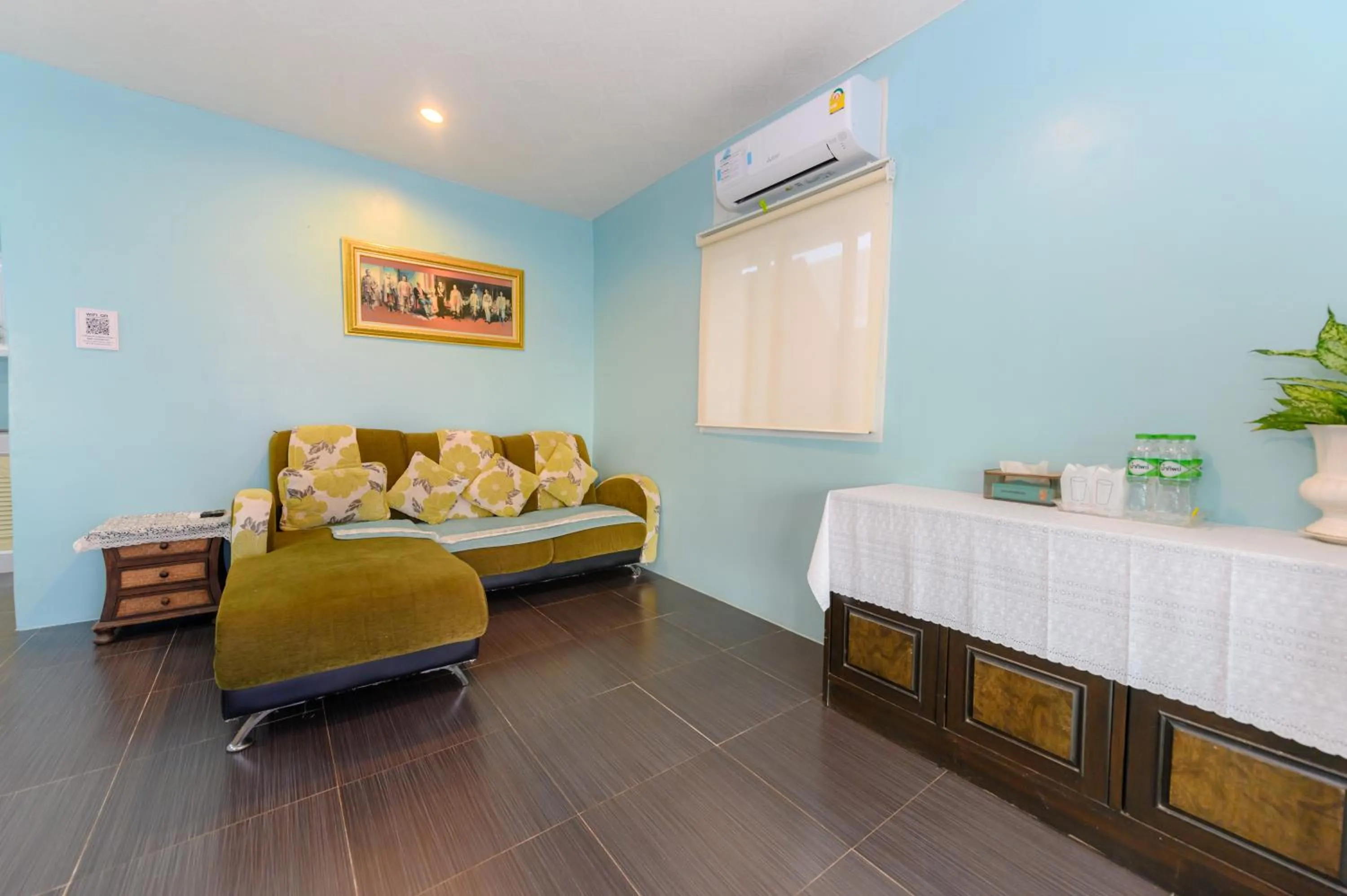 Living room in Kongkhamkoon Hotel