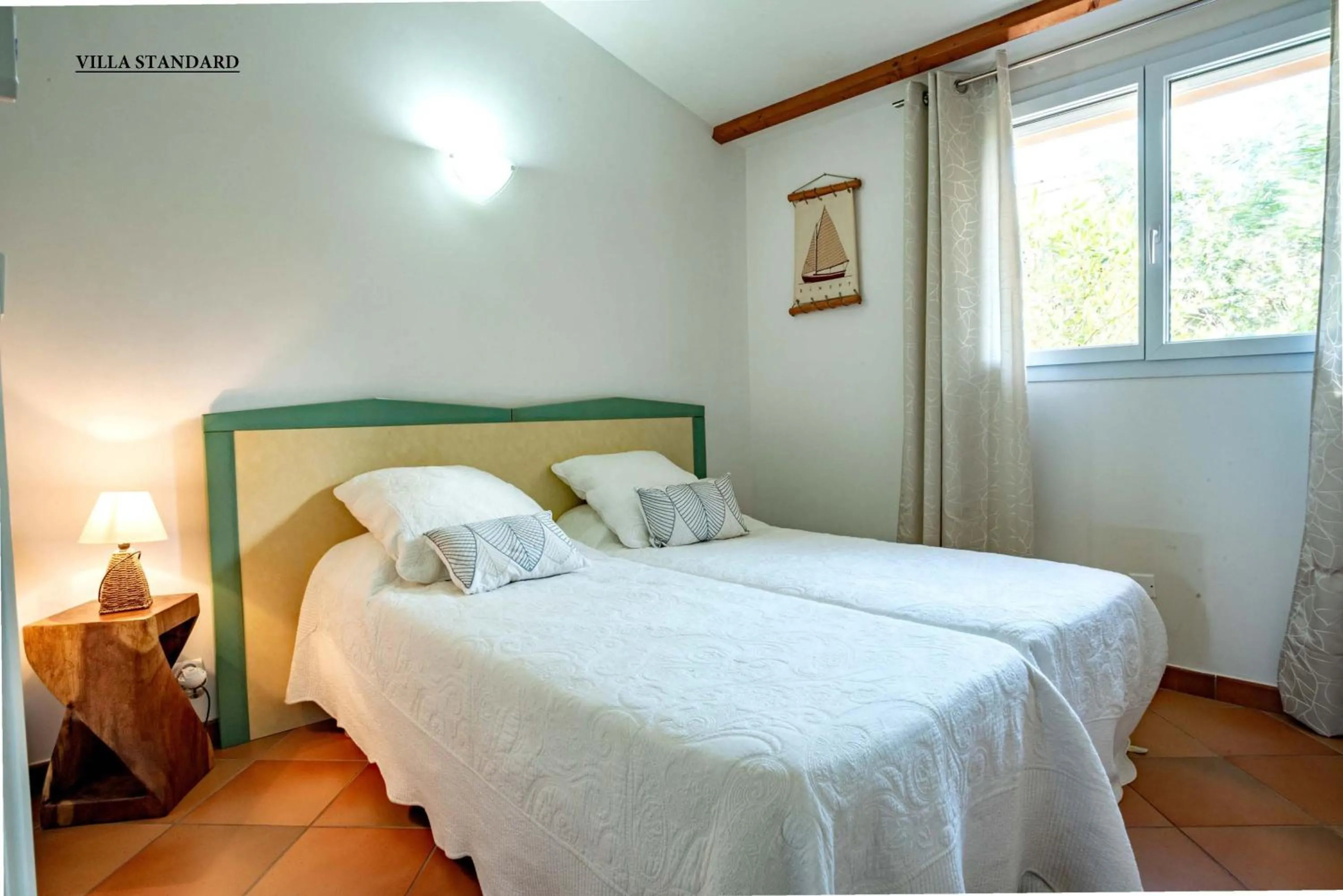 Bed in Les Hauts de Pavellone