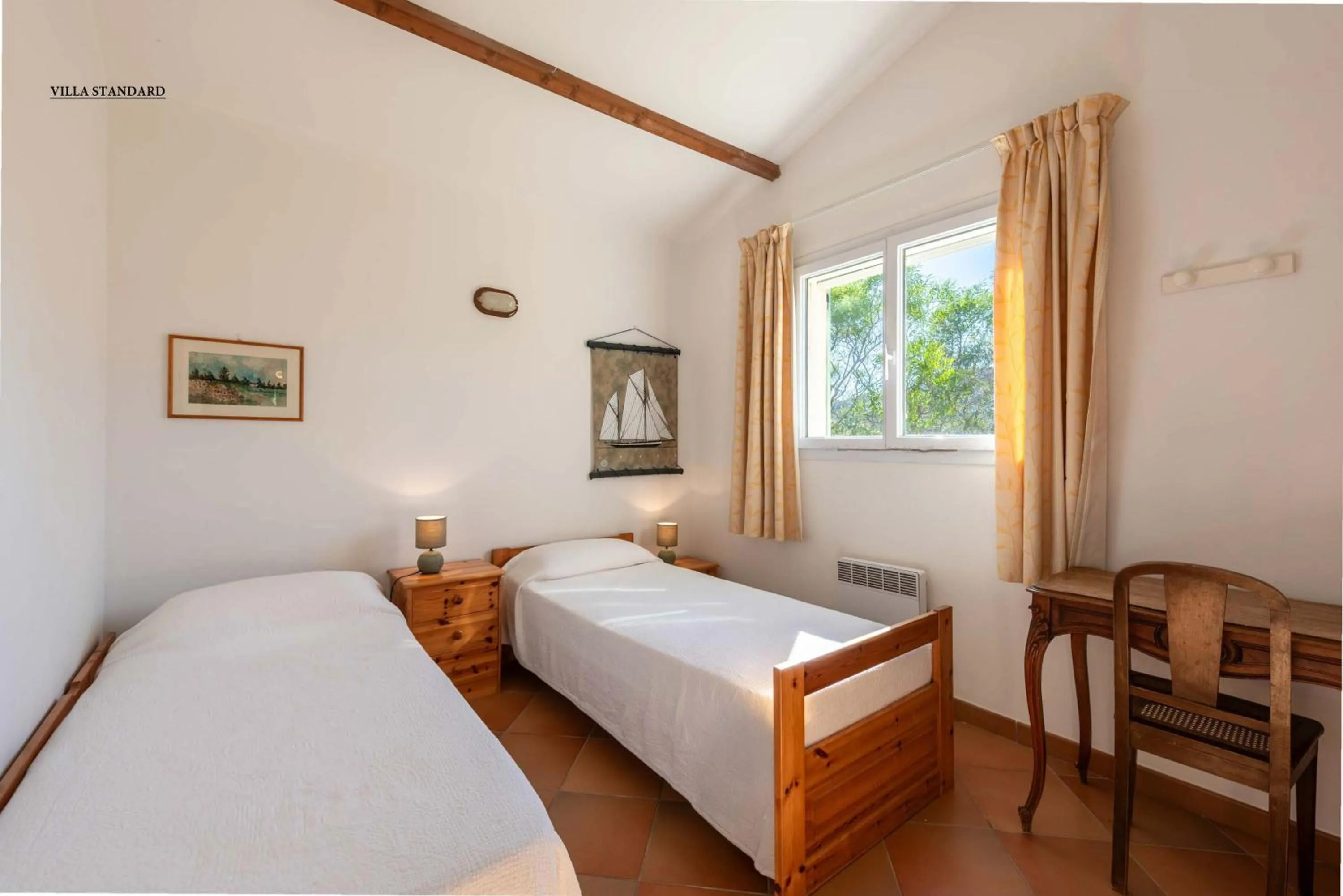 Bed in Les Hauts de Pavellone
