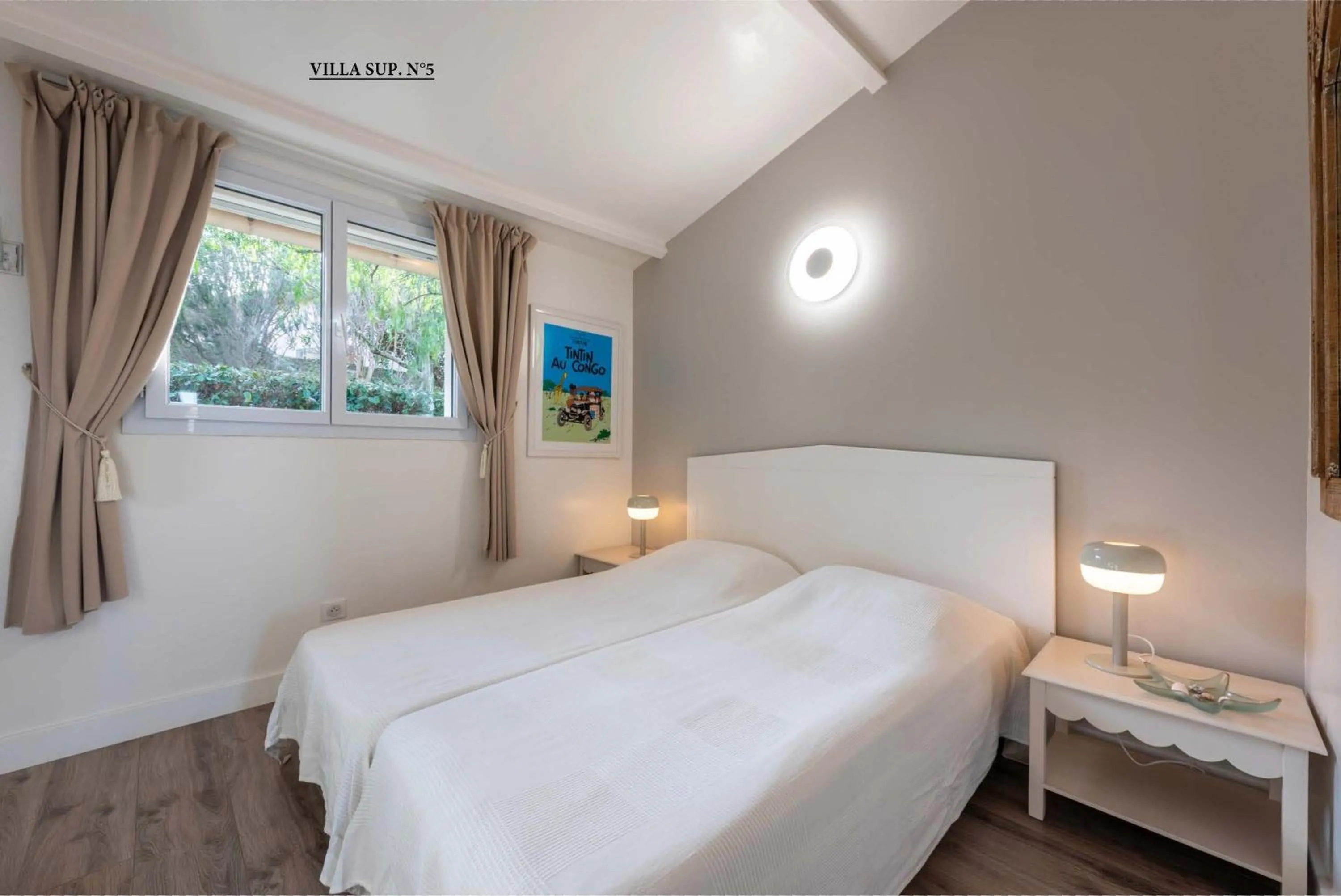 Bed in Les Hauts de Pavellone