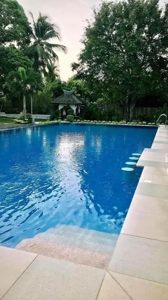 Swimming pool in The Zen Villas Resort Swimming pool in The Zen Villas Resort