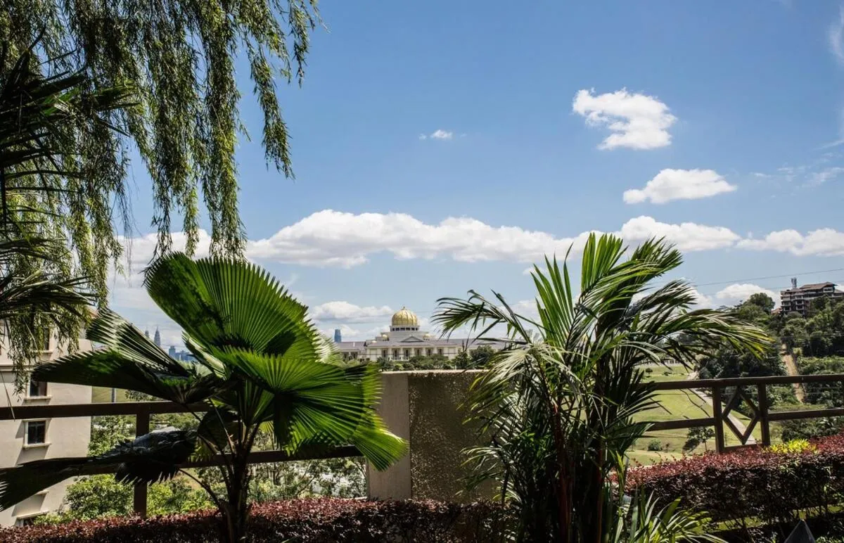 Garden view in Windsor Tower Sri Hartamas by Plush