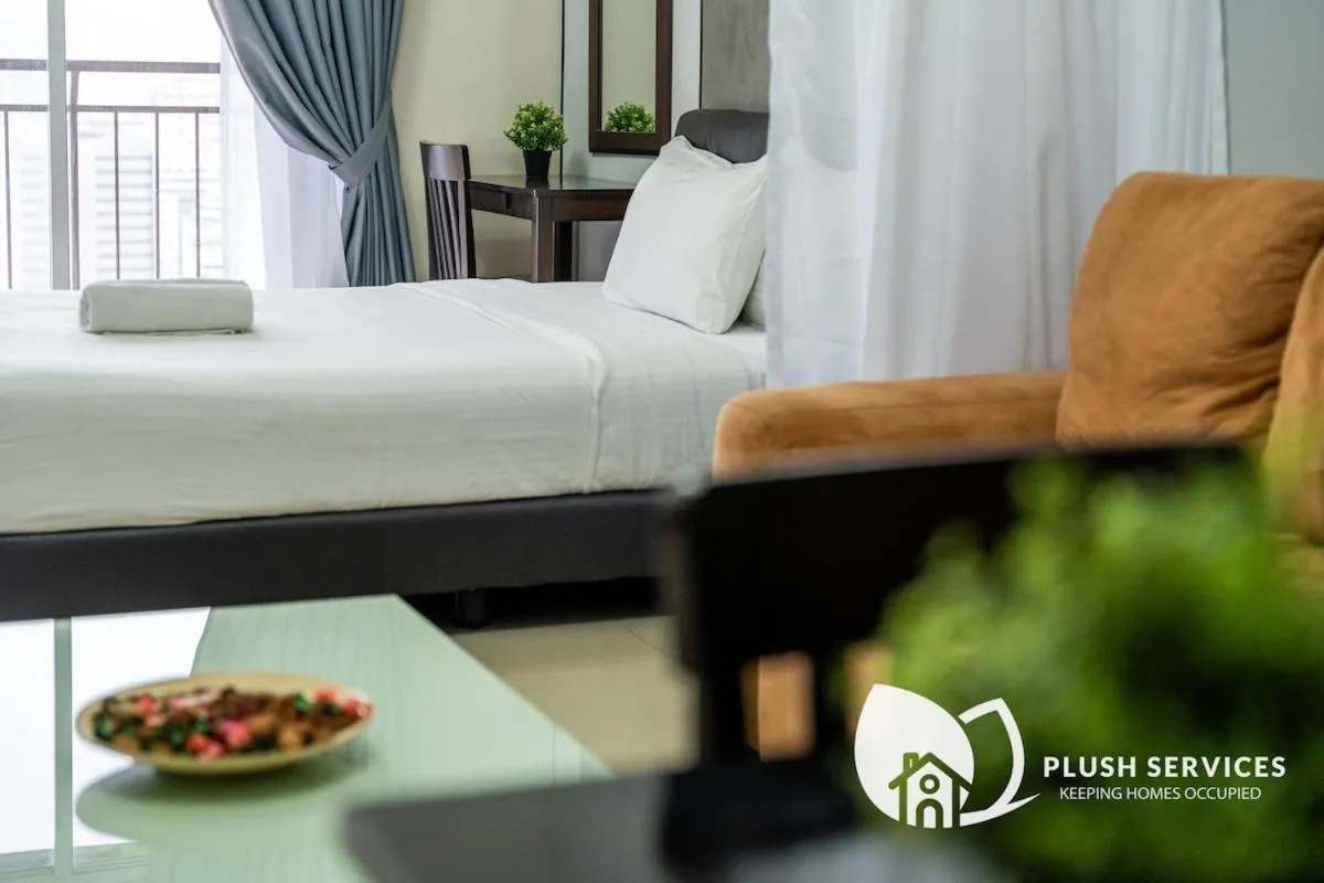 Bed in Windsor Tower Sri Hartamas by Plush