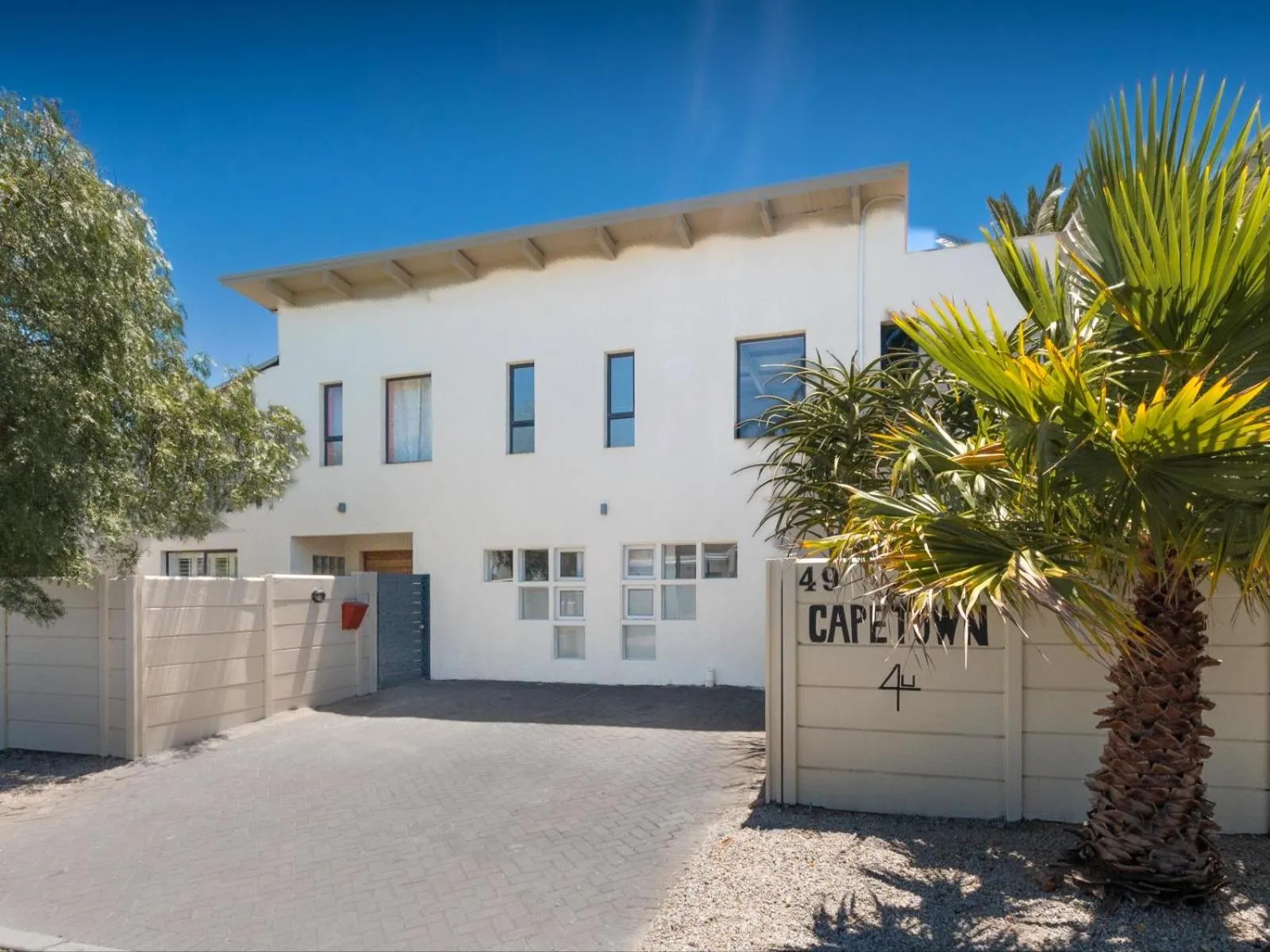 Facade/entrance in Cape Town 4U Guesthouse