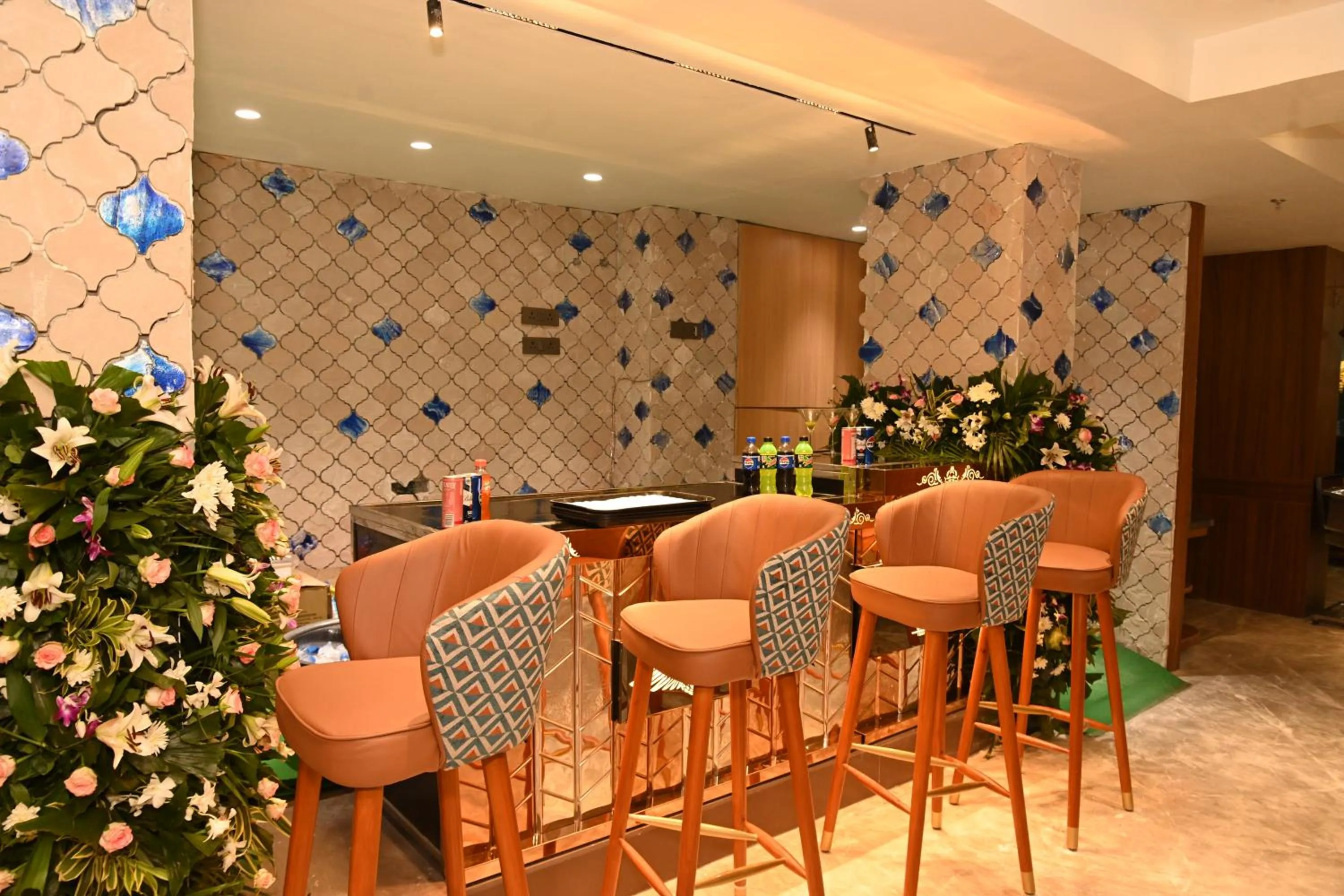 Restaurant/places to eat in Indore International Convention Center