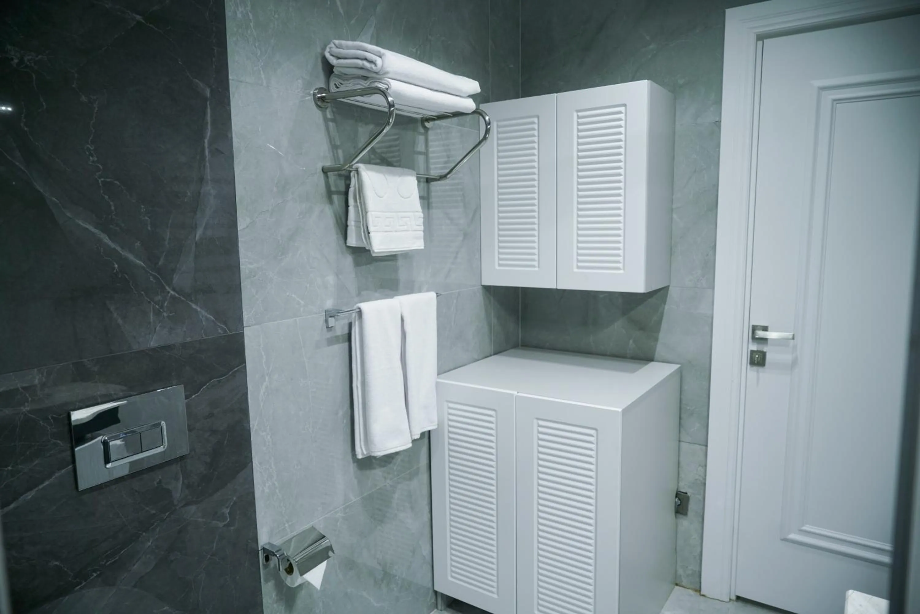 Shower in Elite World Homes Istanbul Bosphorus