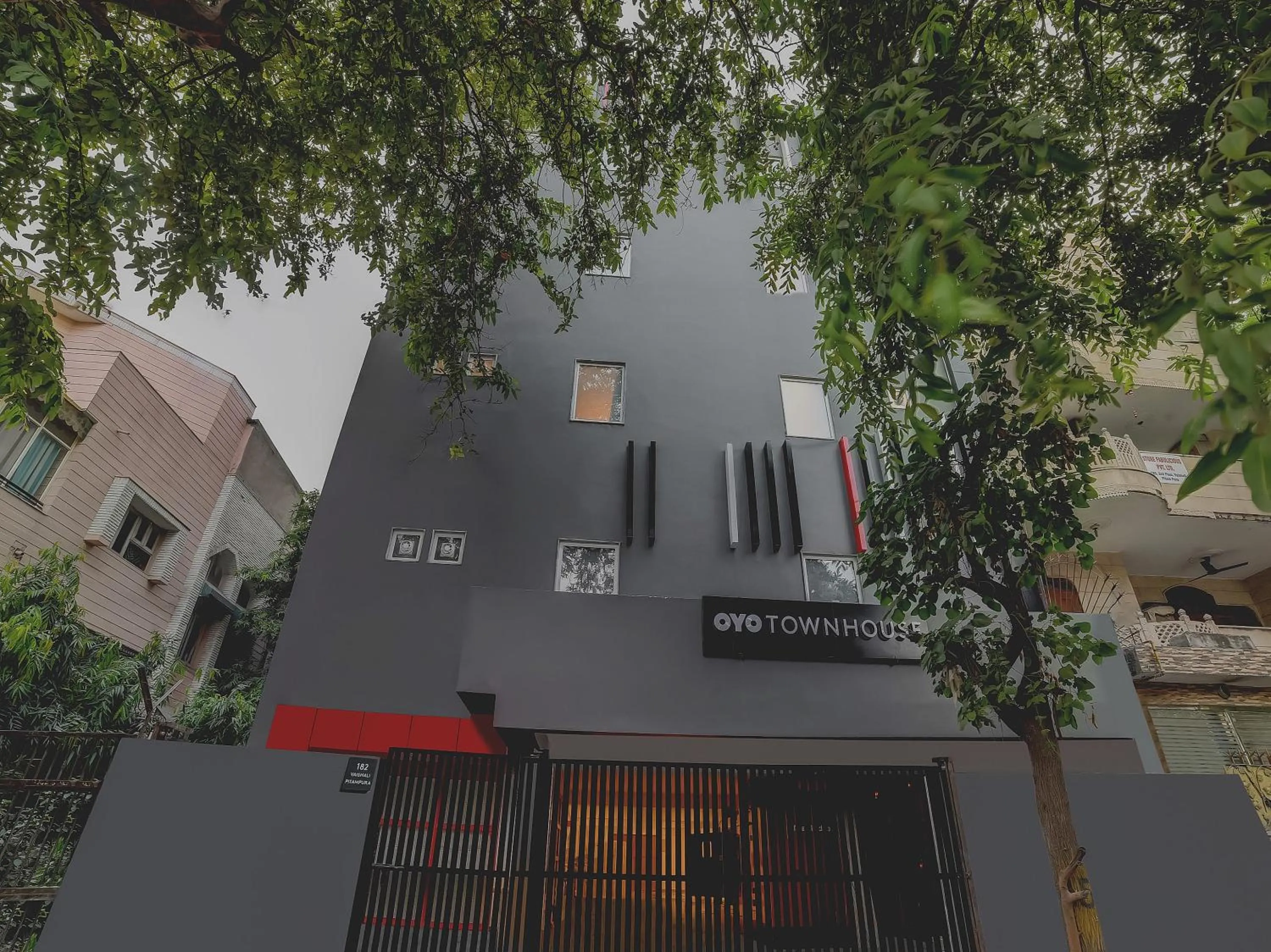 Collection O Near Kohat Enclave Metro Station