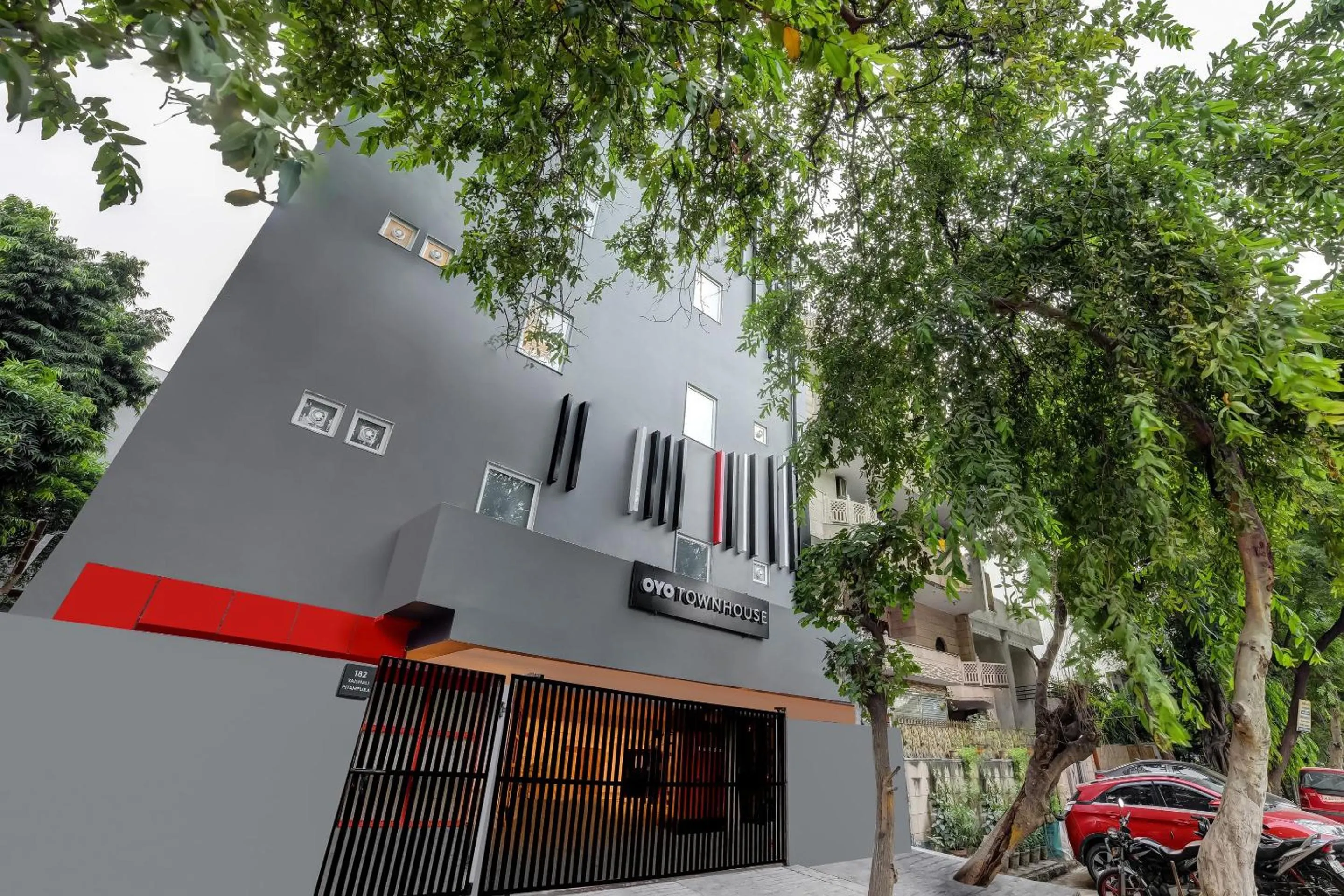 Collection O Near Kohat Enclave Metro Station