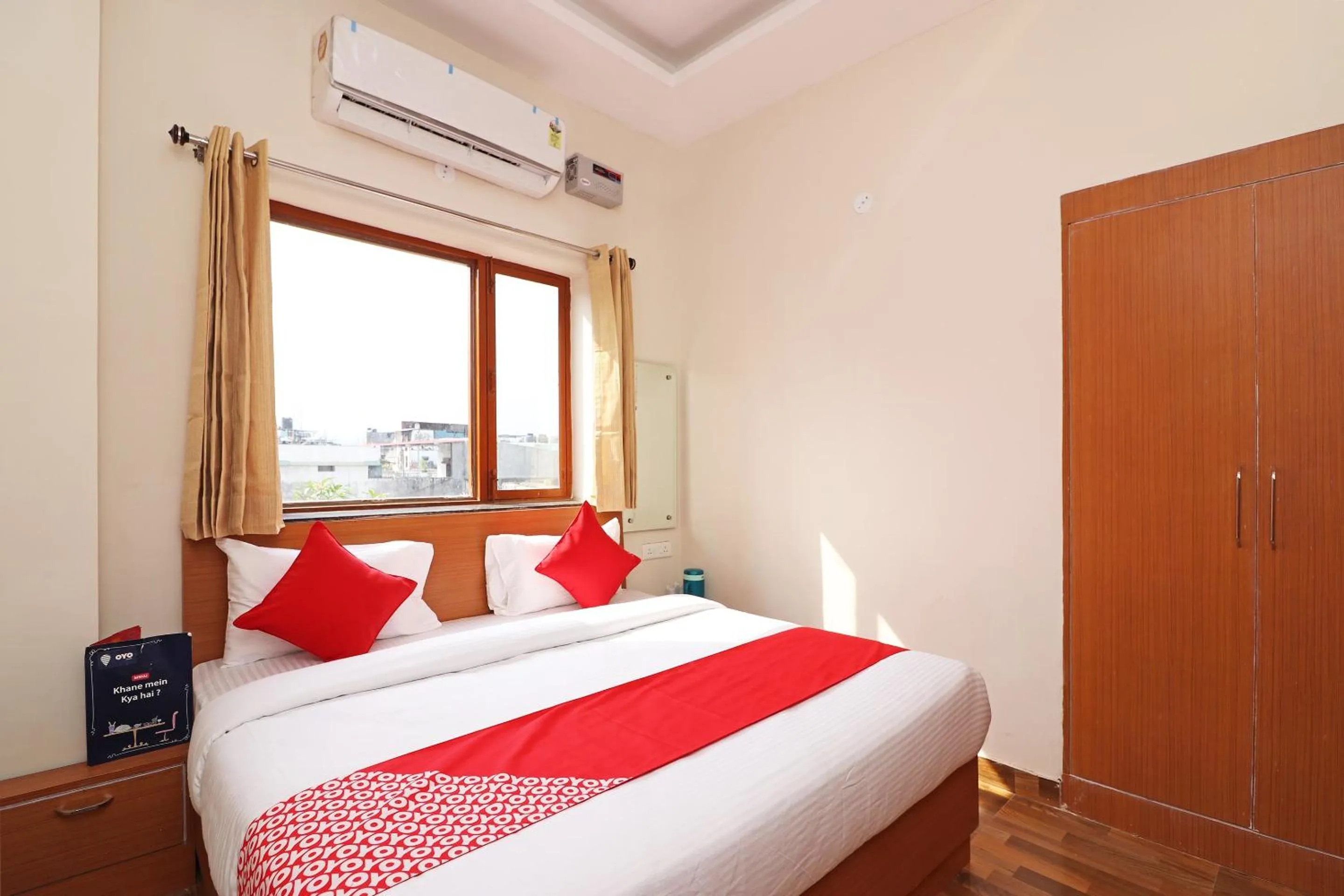 Bedroom, Bed in Hotel O Green Comfort