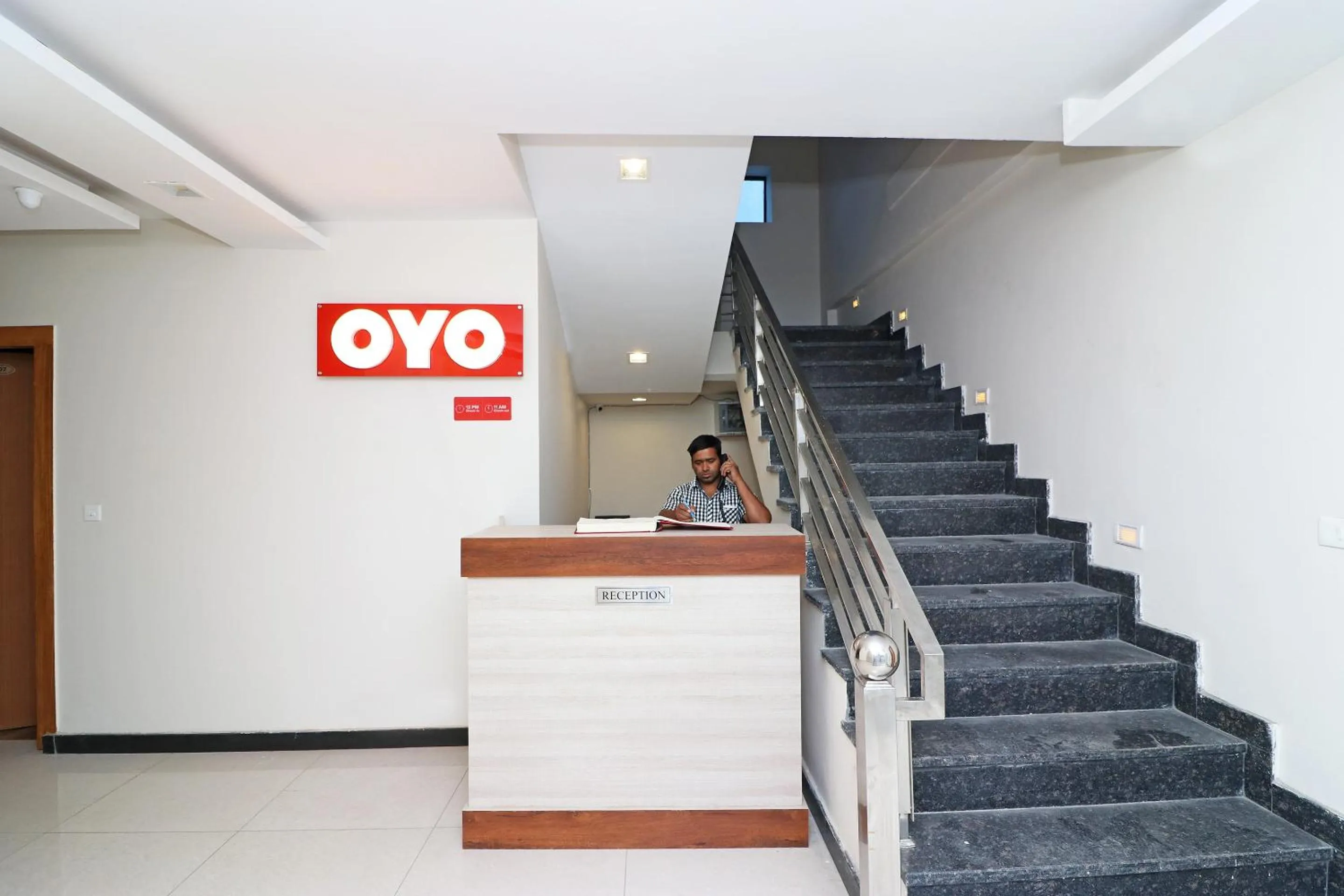 Lobby or reception in Hotel O Green Comfort