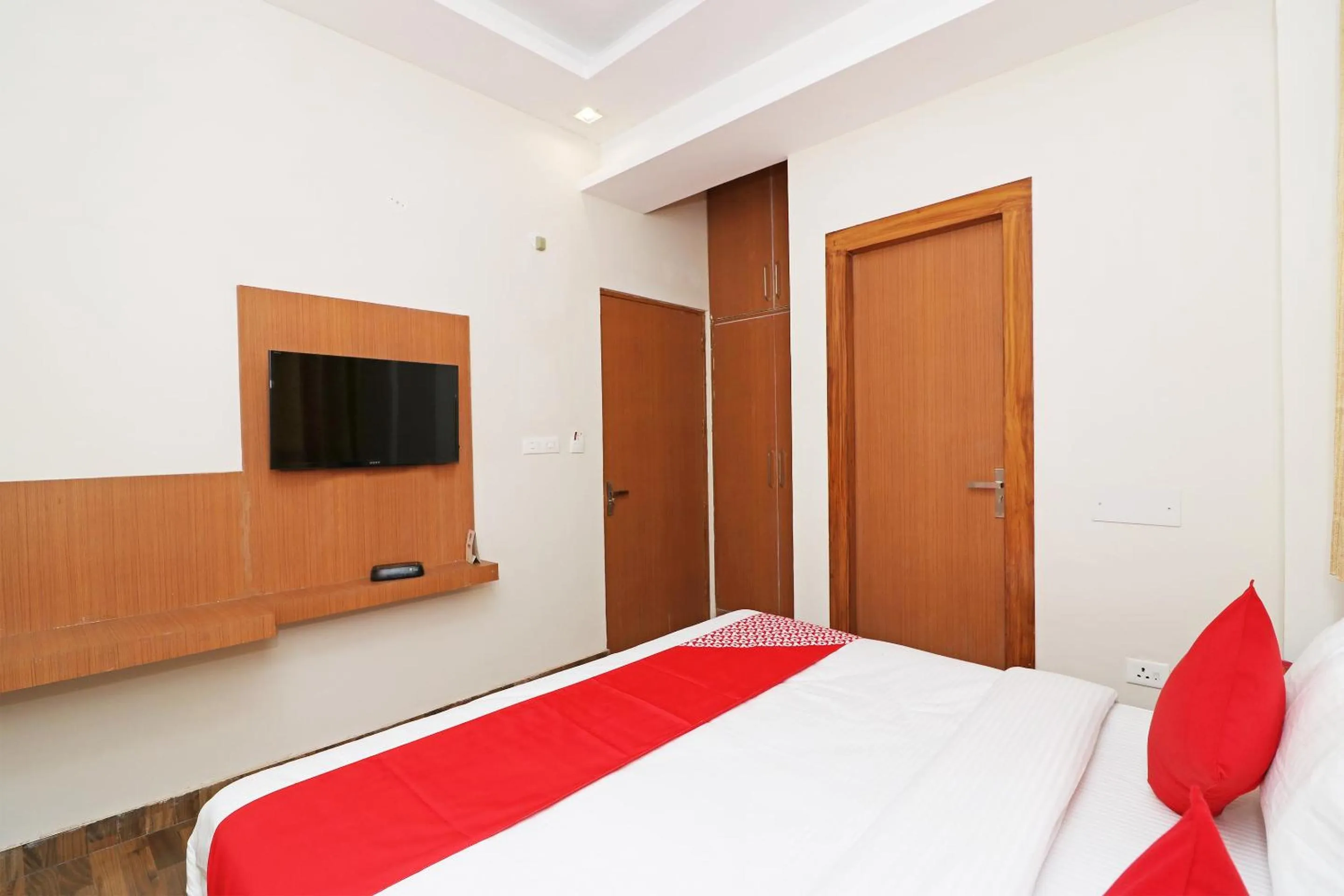 Bedroom, Bed in Hotel O Green Comfort