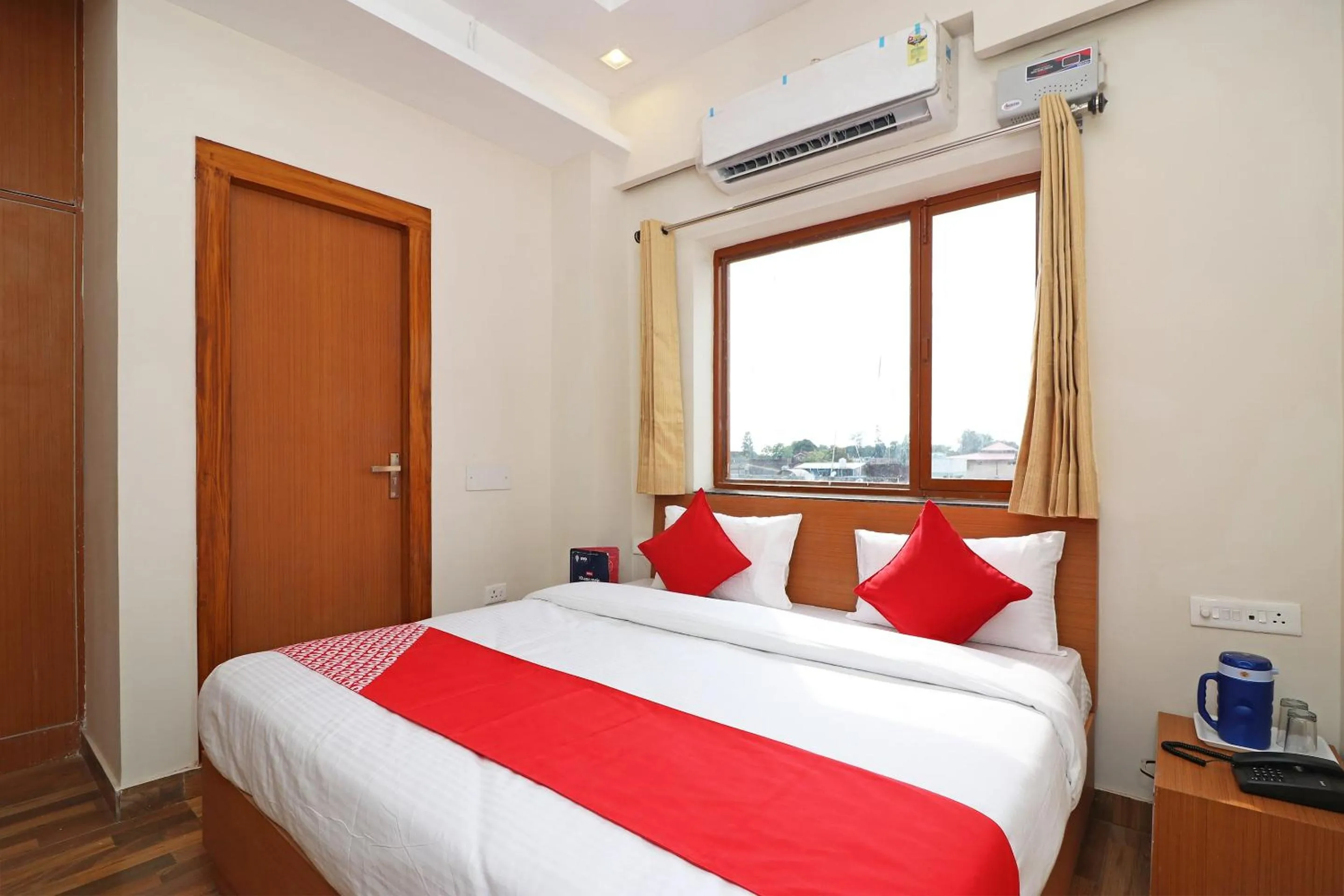 Bedroom, Bed in Hotel O Green Comfort