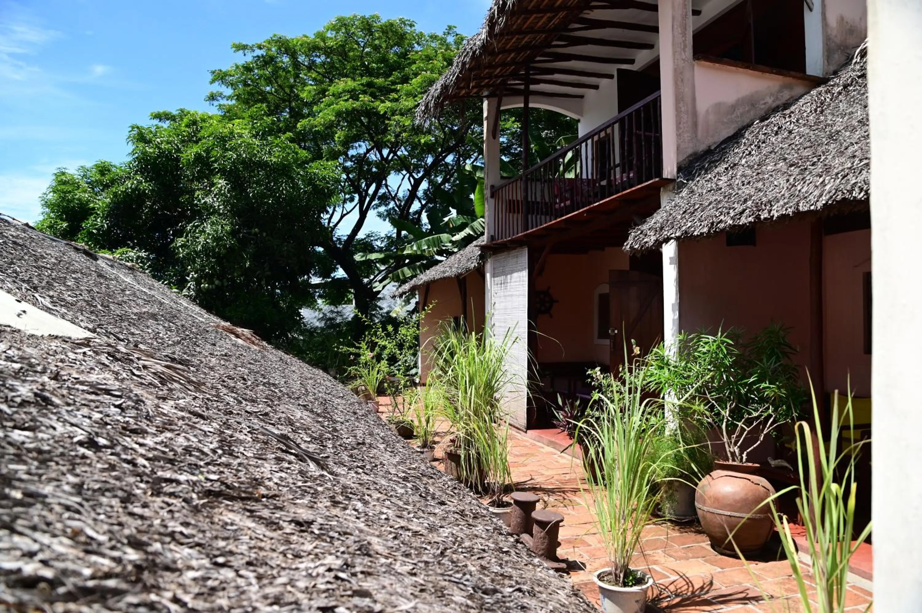 Property building in Hotel Les Boucaniers