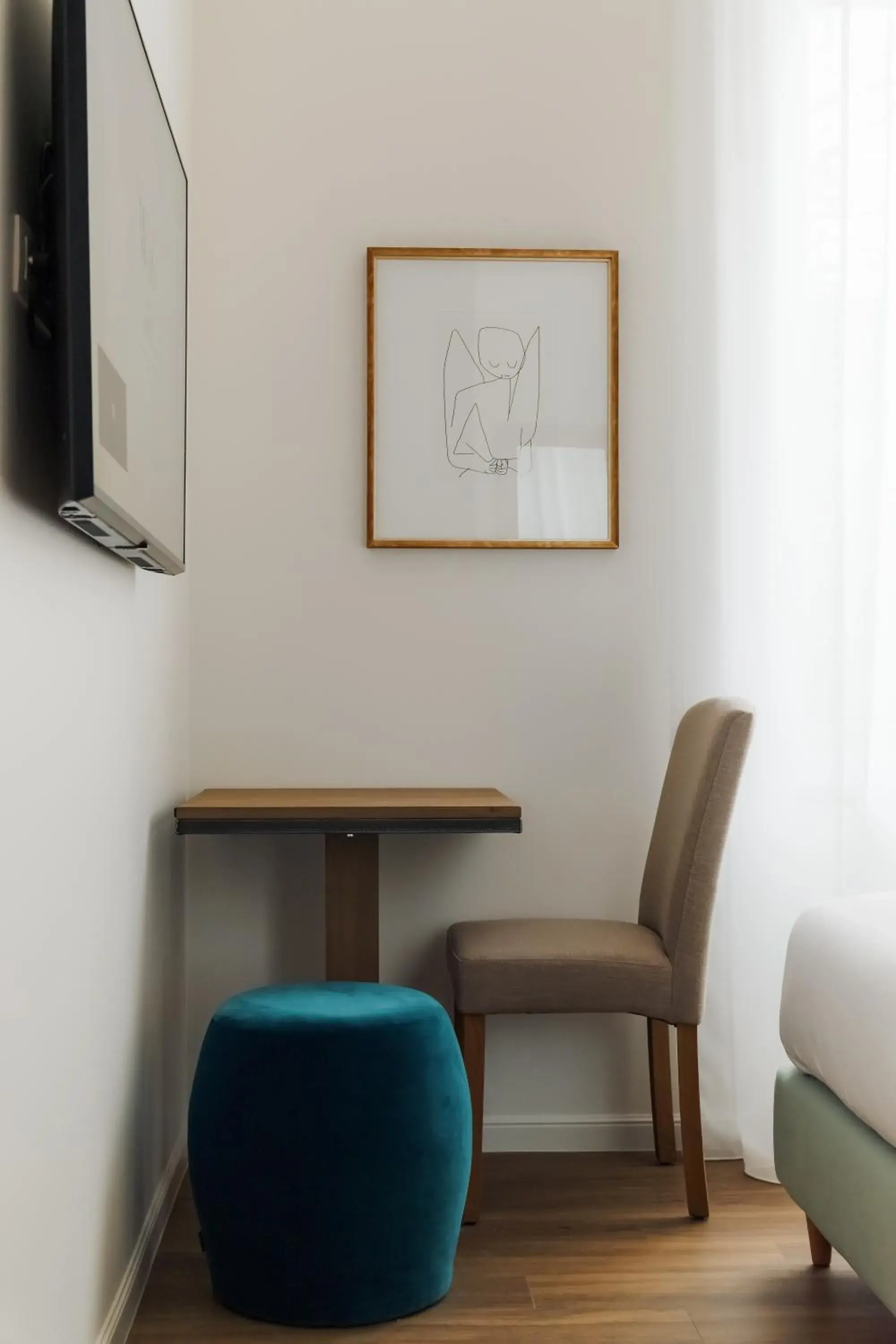 Studio Apartment with King Bed in Whitlock16 - Luxury Aparthotel - Montgomery Square - Brussels Studio Apartment with King Bed in Whitlock16 - Luxury Aparthotel - Montgomery Square - Brussels