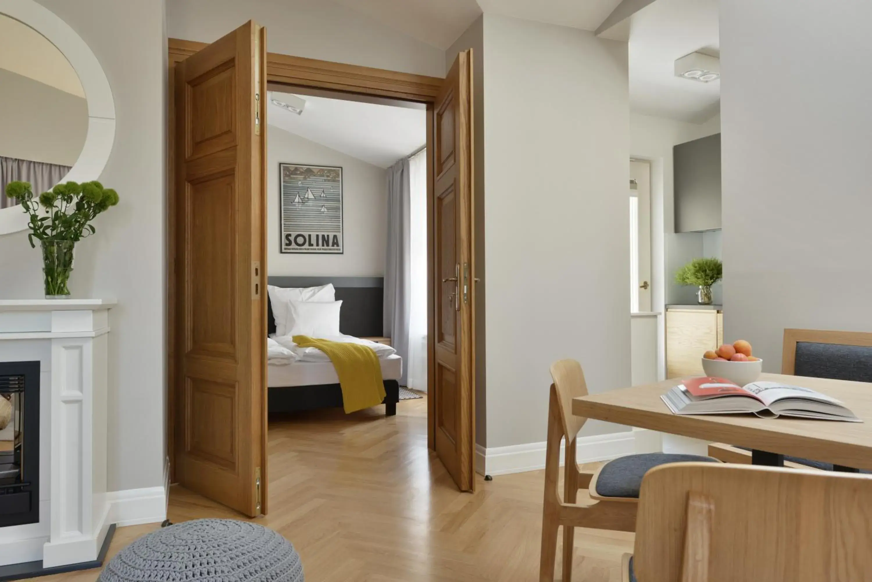 Dining area, Bed in STRADONIA Serviced Apartments Dining area, Bed in STRADONIA Serviced Apartments