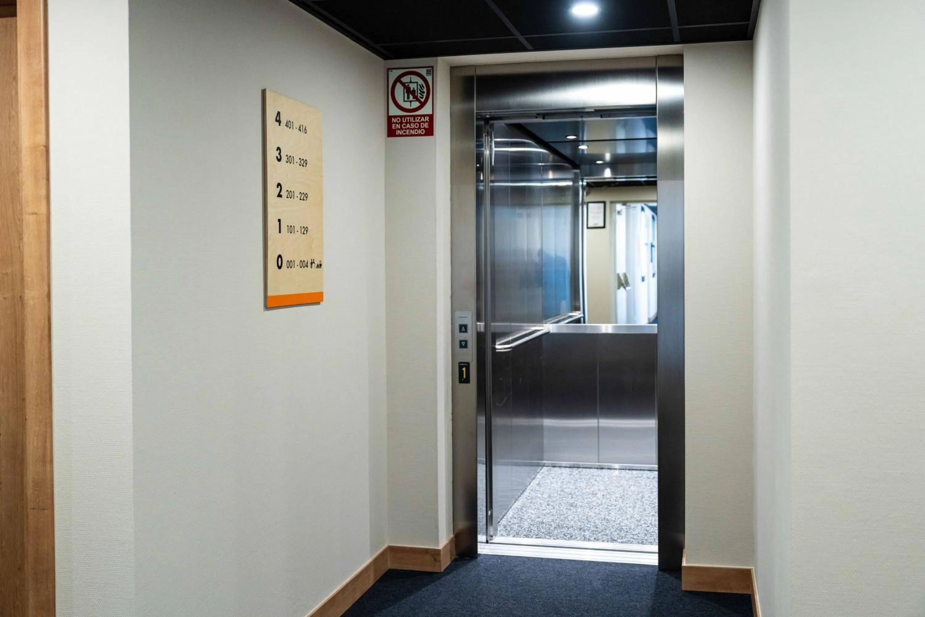 Area and facilities in easyHotel Madrid Alcala