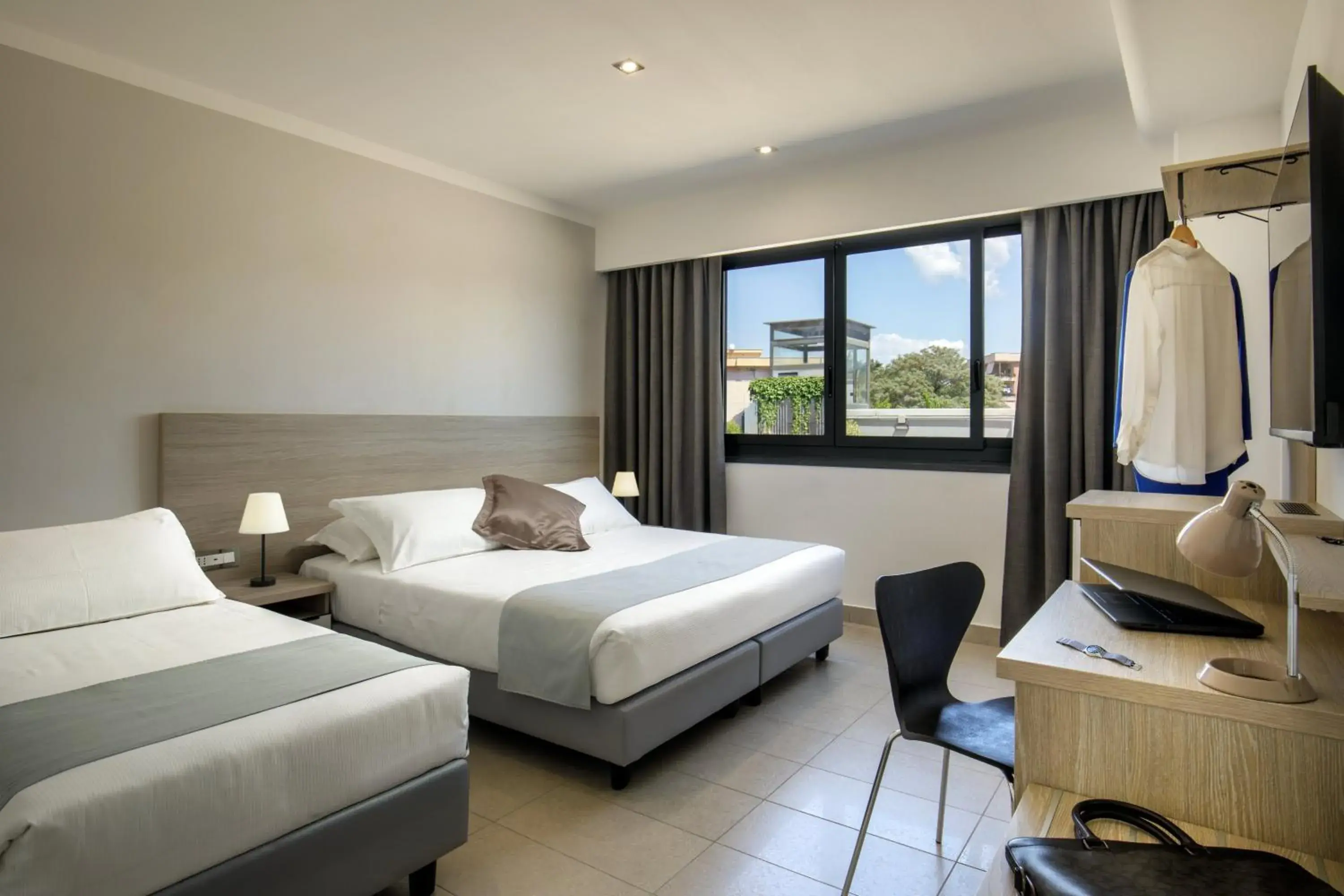 Twin Room in Simon Hotel Aprilia Twin Room in Simon Hotel Aprilia