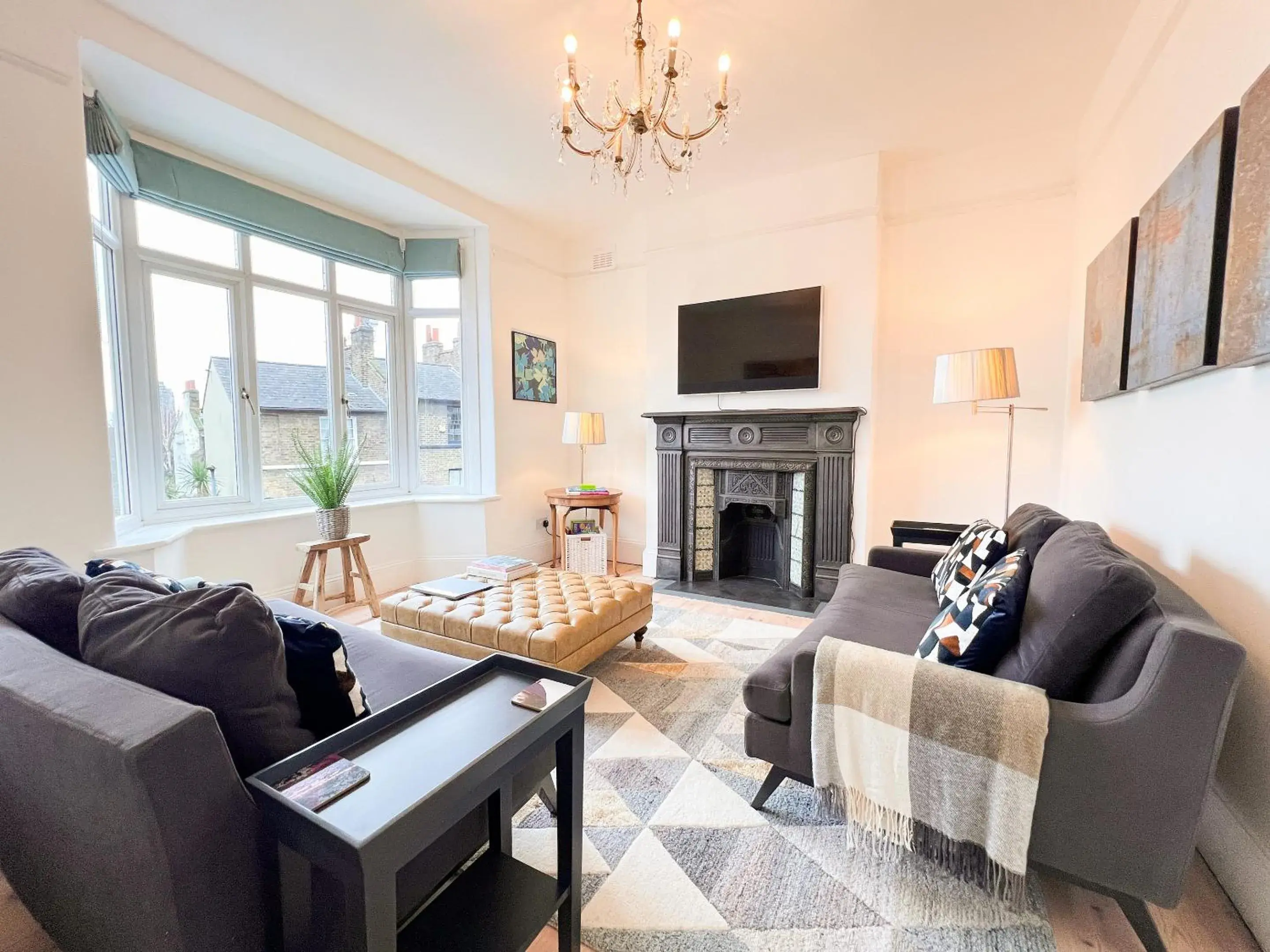 Charming Historic 3BR Home - Steps to Greenwich Park - Cutty Sark & Royal Observatory Charming Historic 3BR Home - Steps to Greenwich Park - Cutty Sark & Royal Observatory
