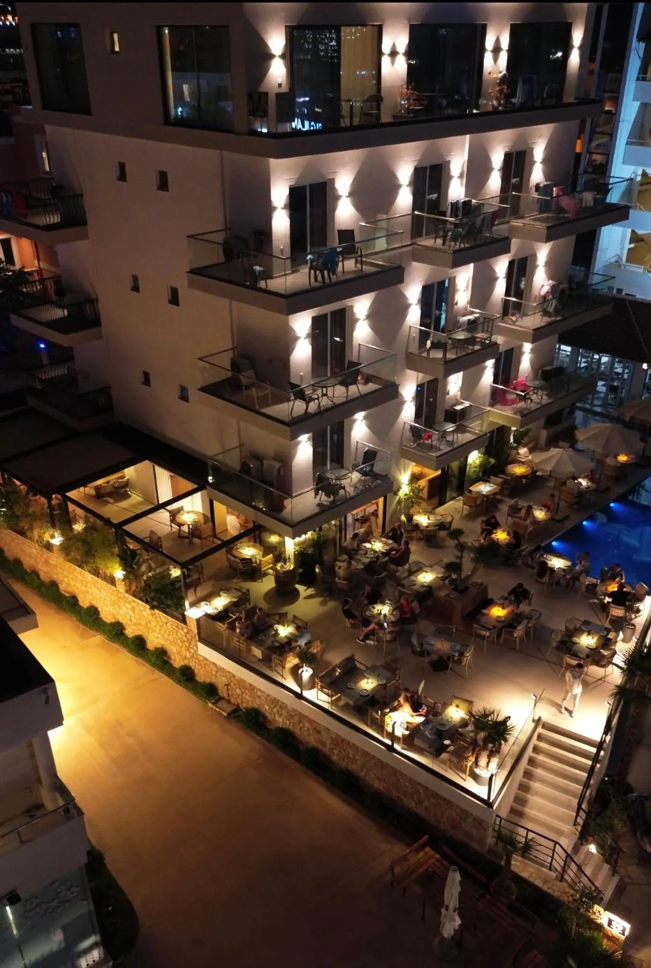 Property building in Avenue Hotel