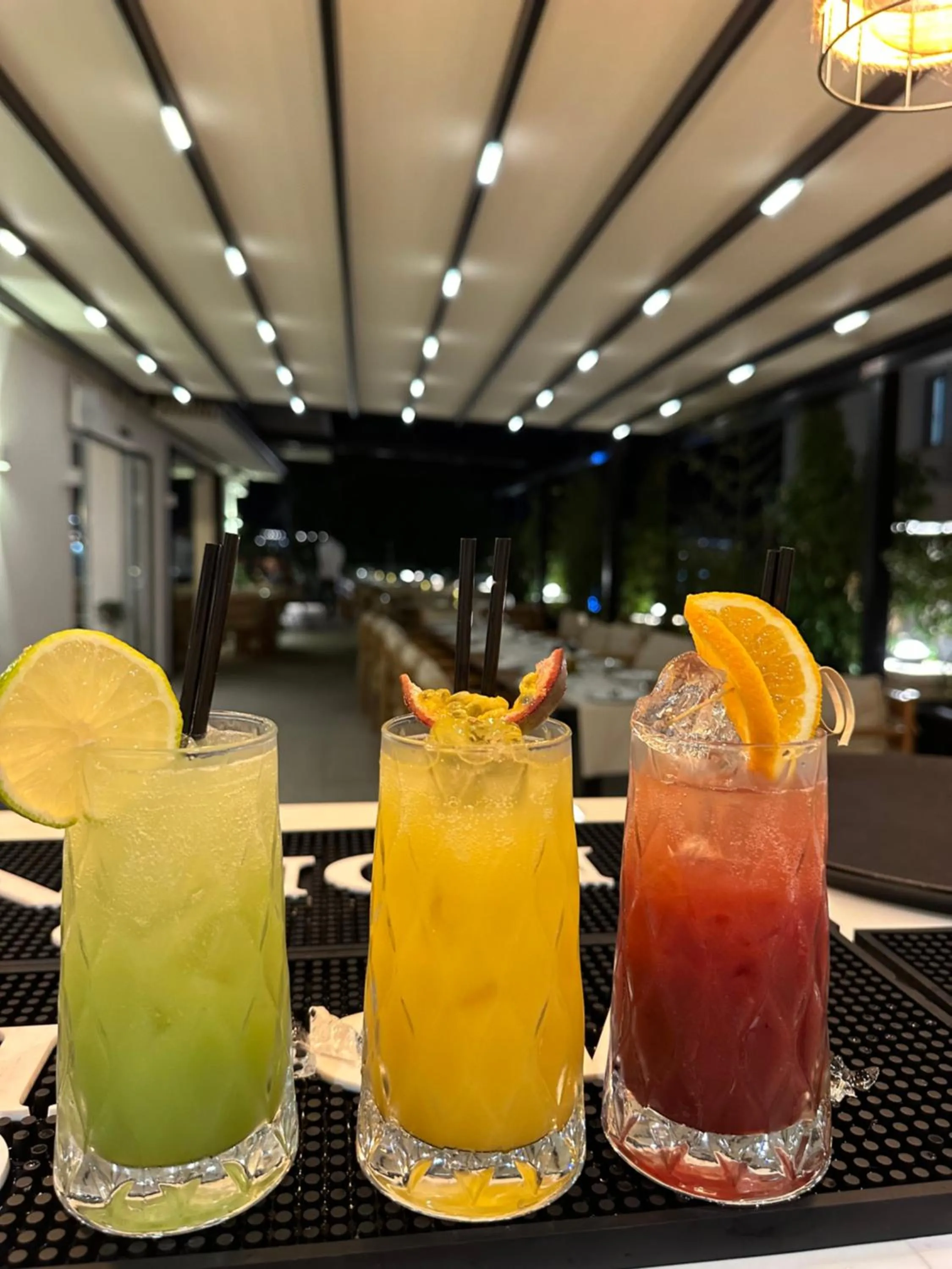 Lounge or bar in Avenue Hotel