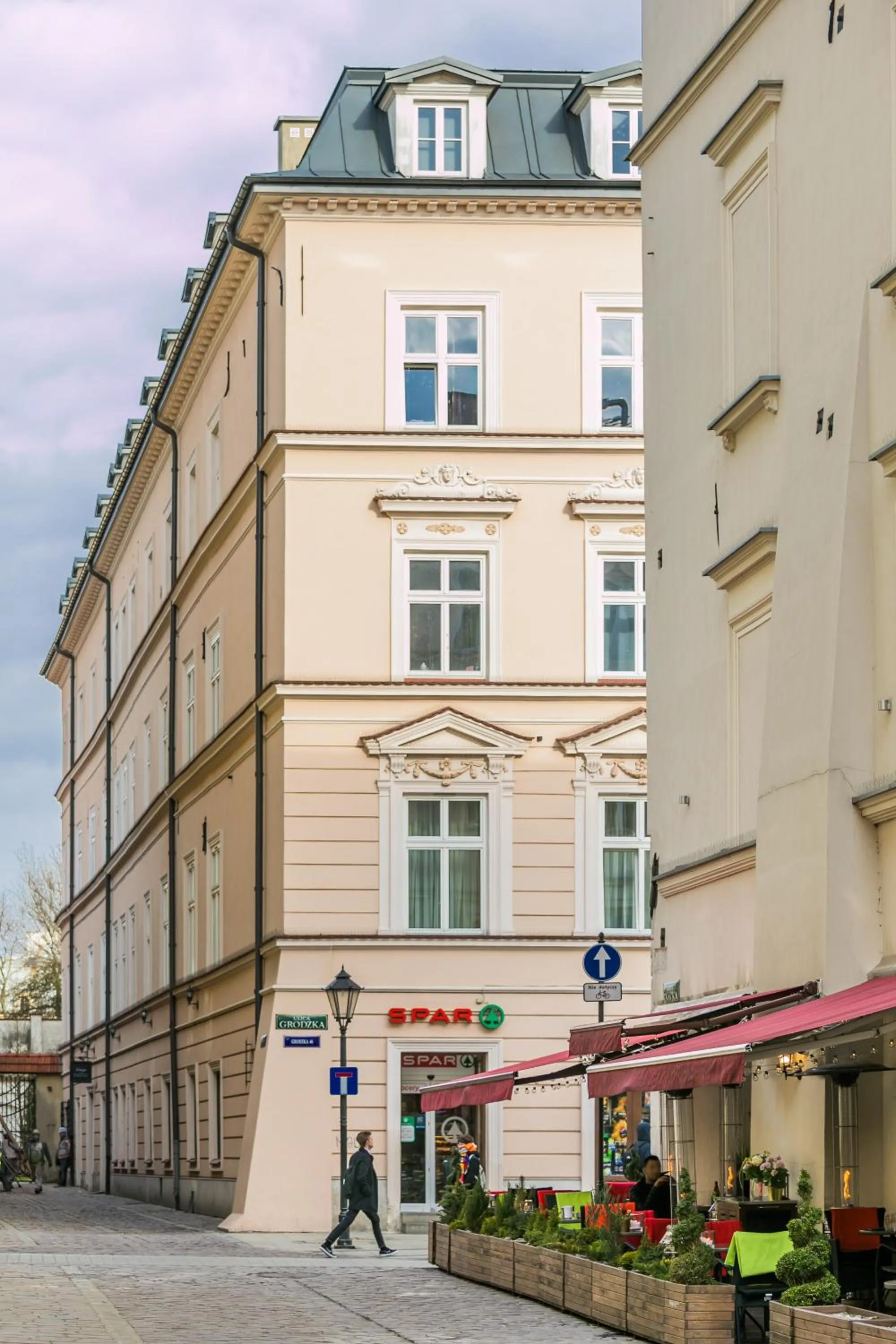 Property building in 7 Koron - Exclusive Apartments