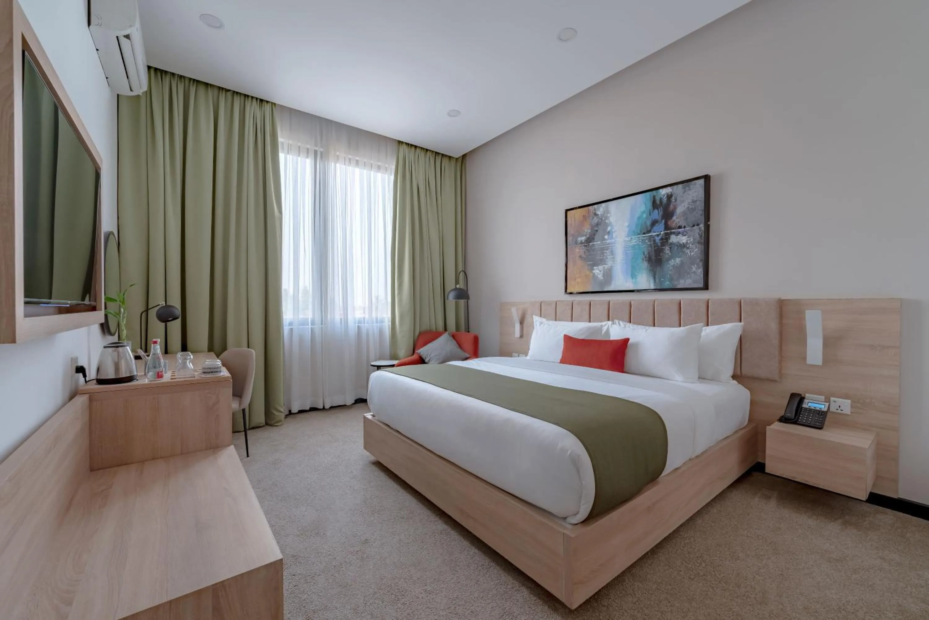 Standard Queen Room in Eden Gardens Hotel