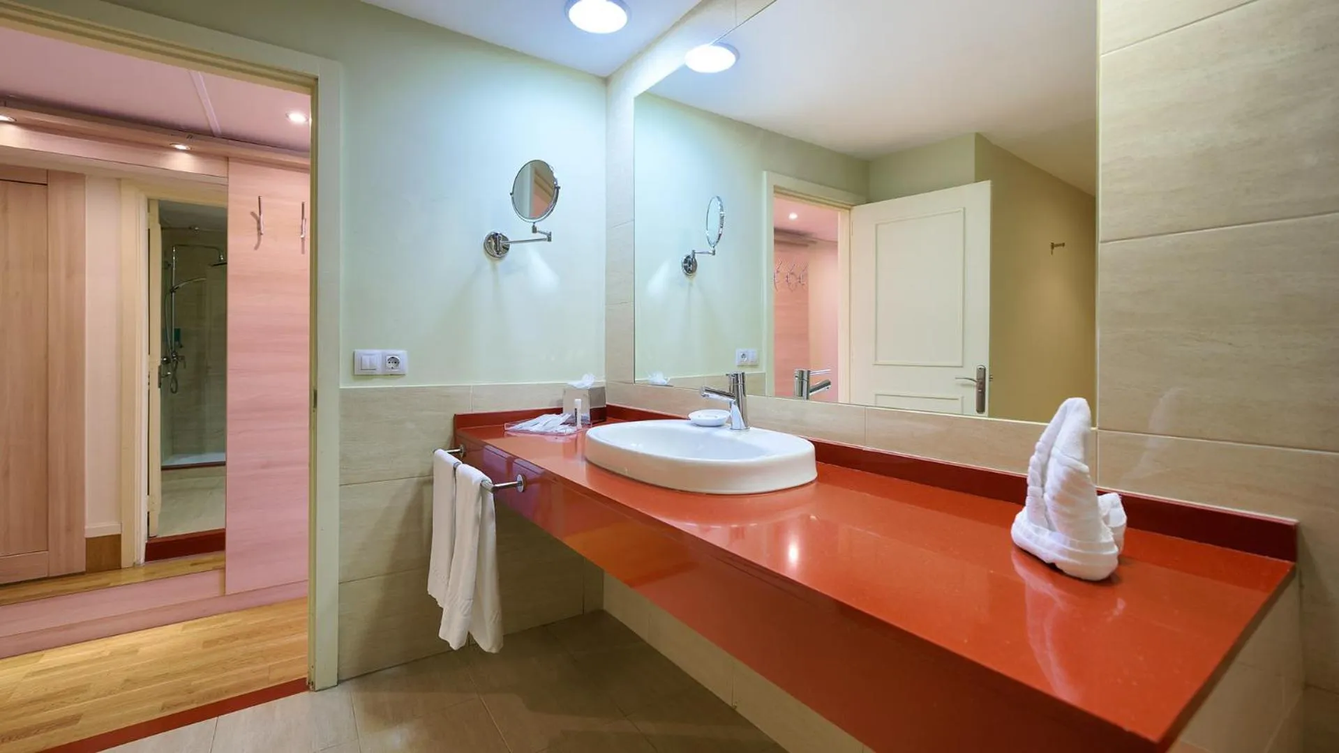 Bathroom in Bull Costa Canaria & SPA - Only Adults