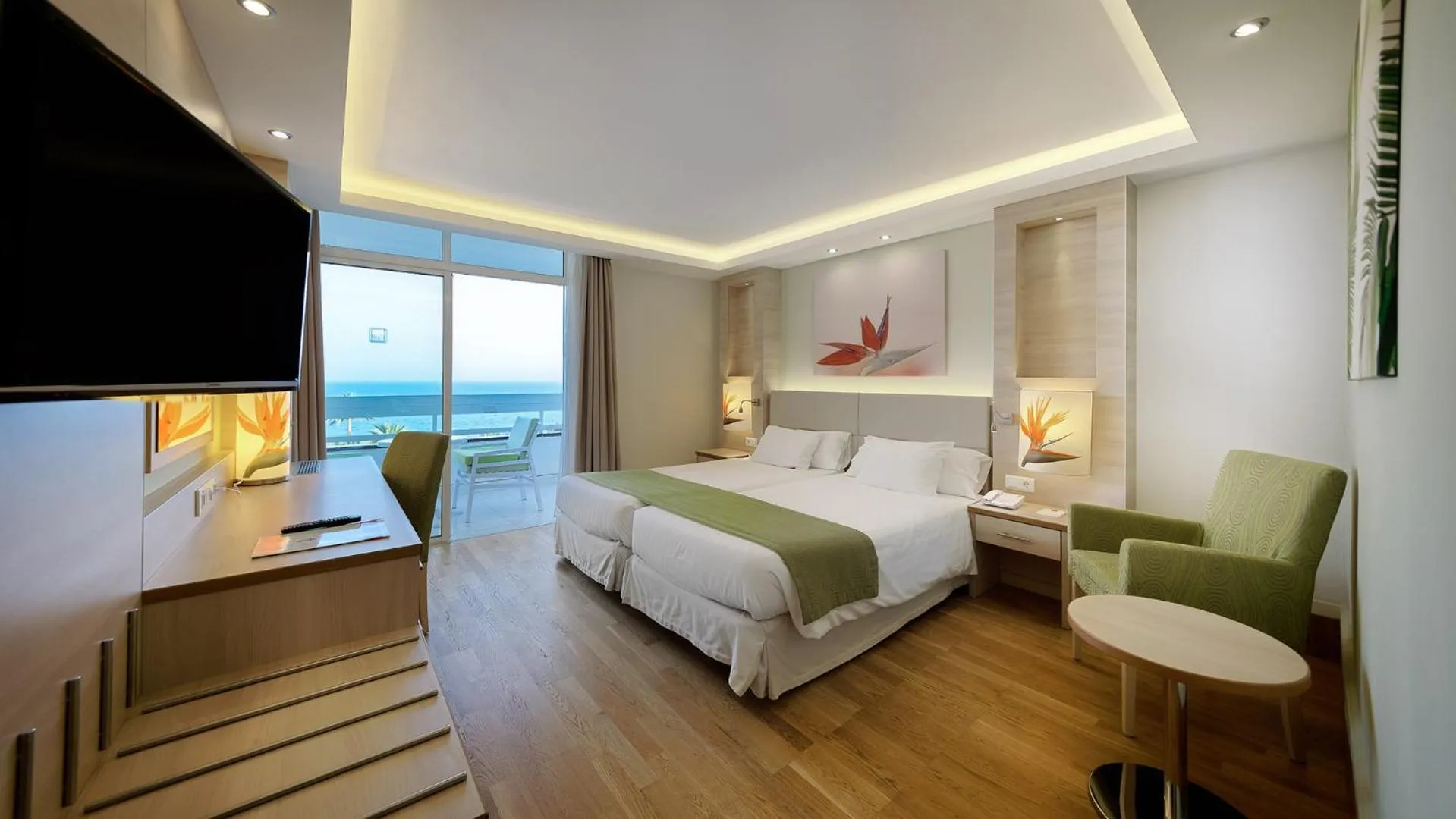 Photo of the whole room, Bed in Bull Costa Canaria & SPA - Only Adults