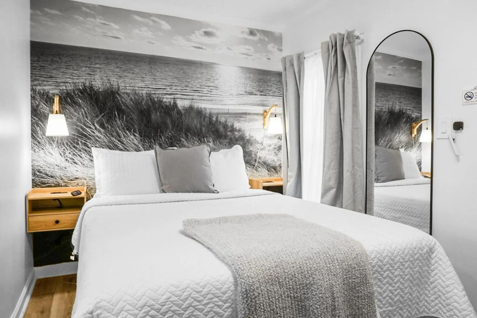 Bed in The Boardwalk Inn