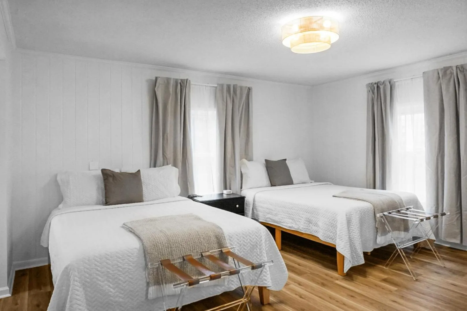 Bed in The Boardwalk Inn