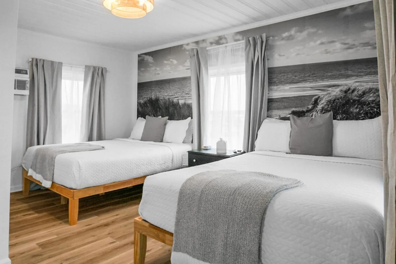 Bed in The Boardwalk Inn