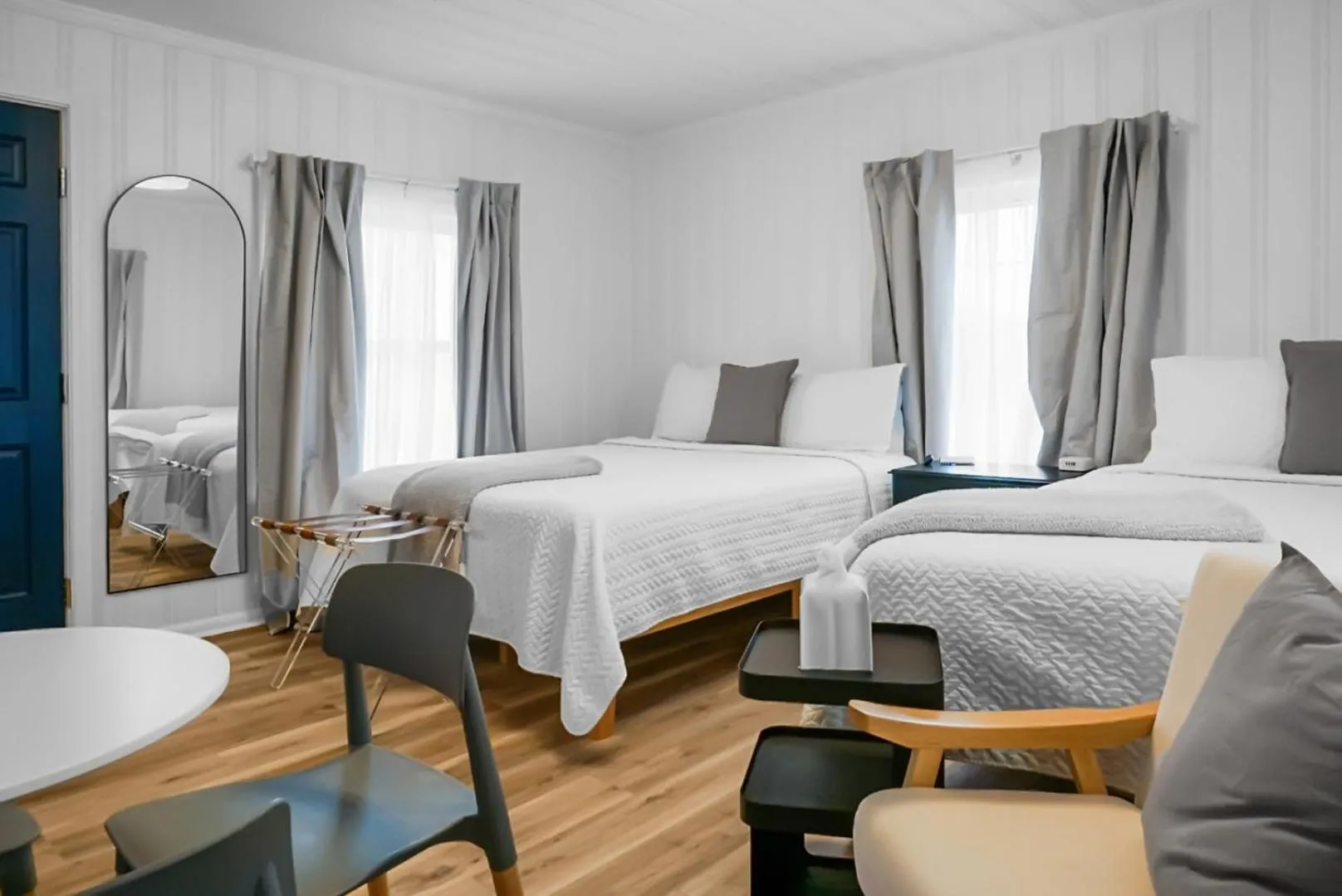 Bed in The Boardwalk Inn