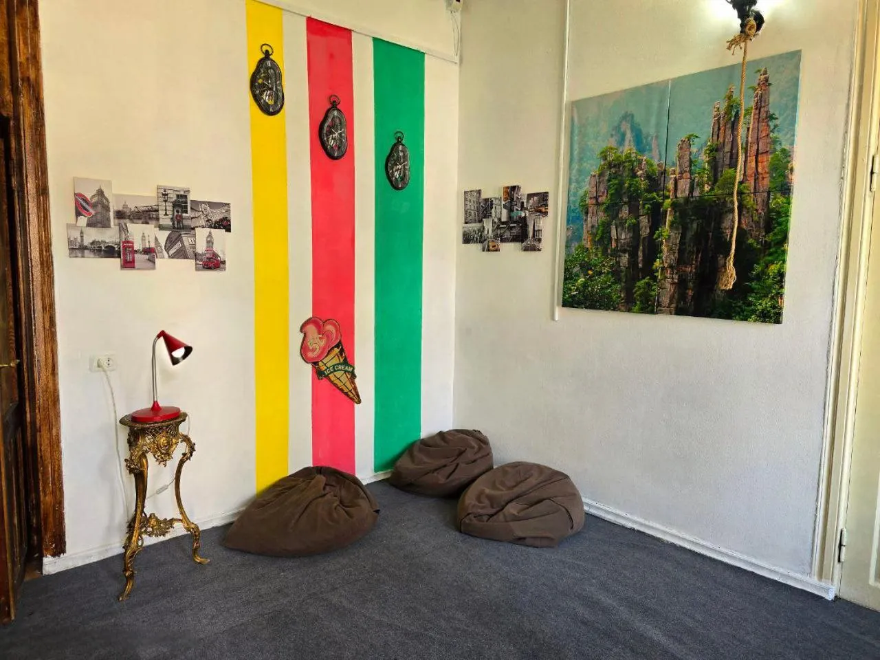 Colors Hostel