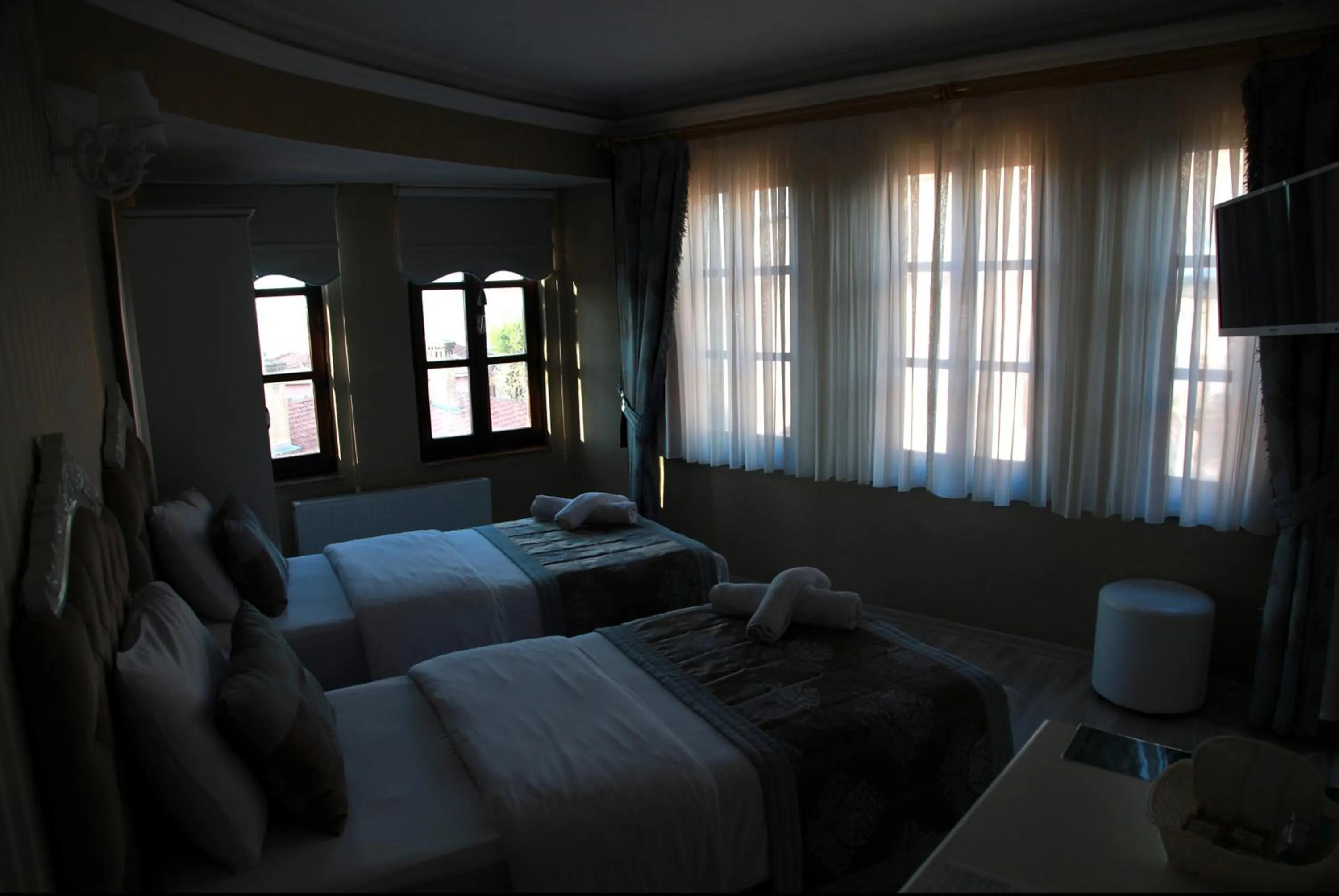 Photo of the whole room, Bed in Kadi Konagi Thermal Hotel