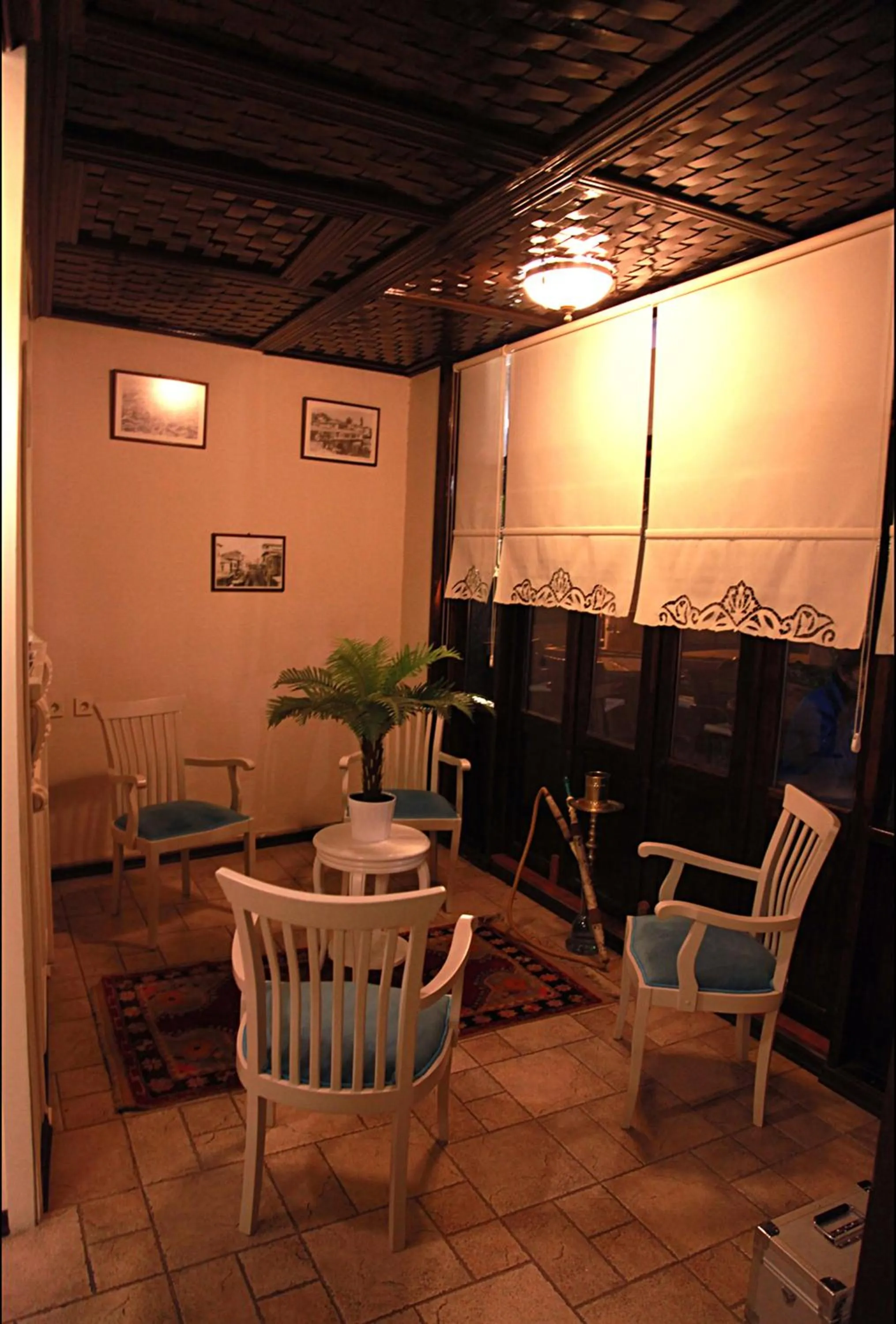 Communal lounge/ TV room in Kadi Konagi Thermal Hotel