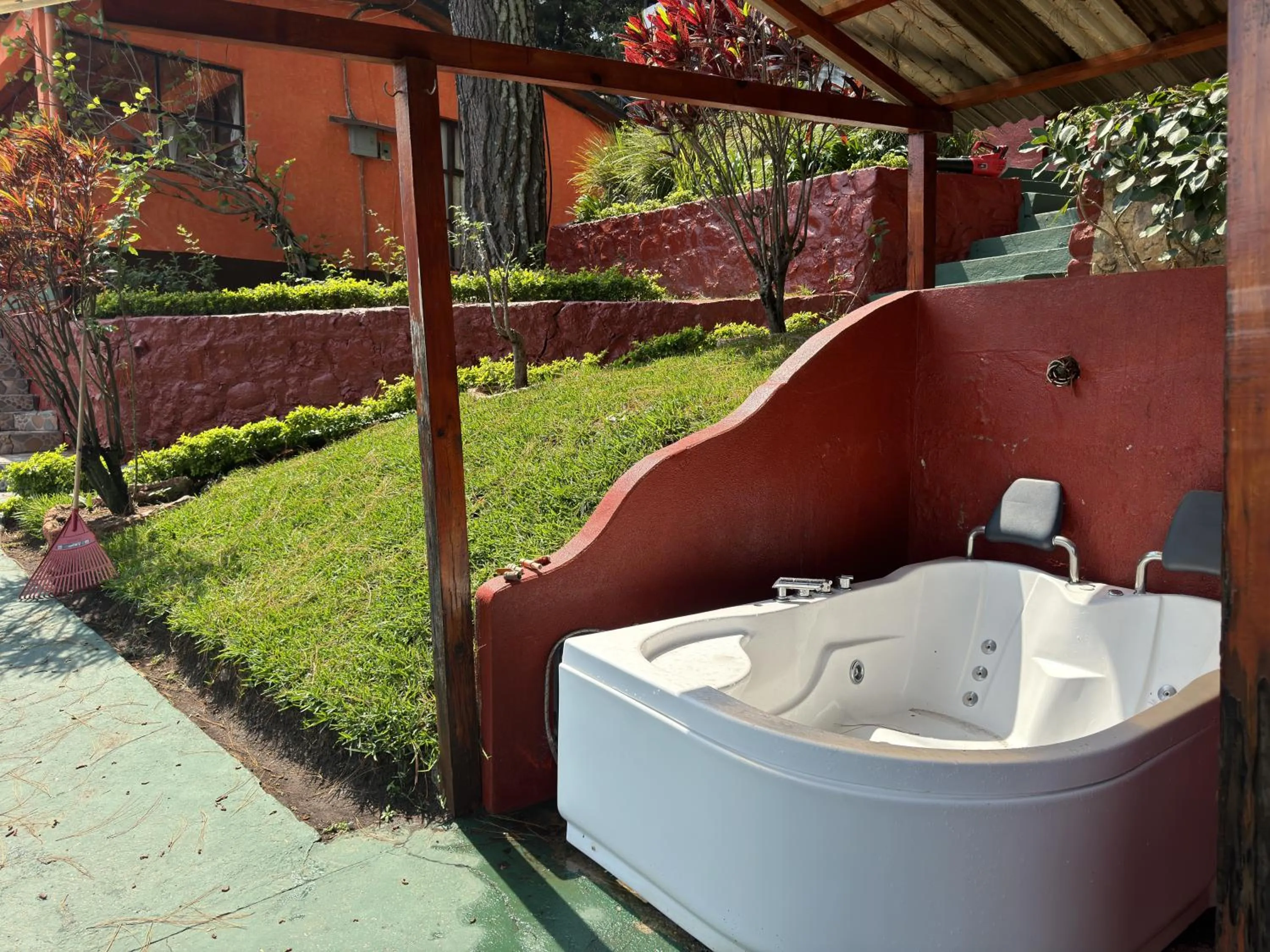 Hanna Suites