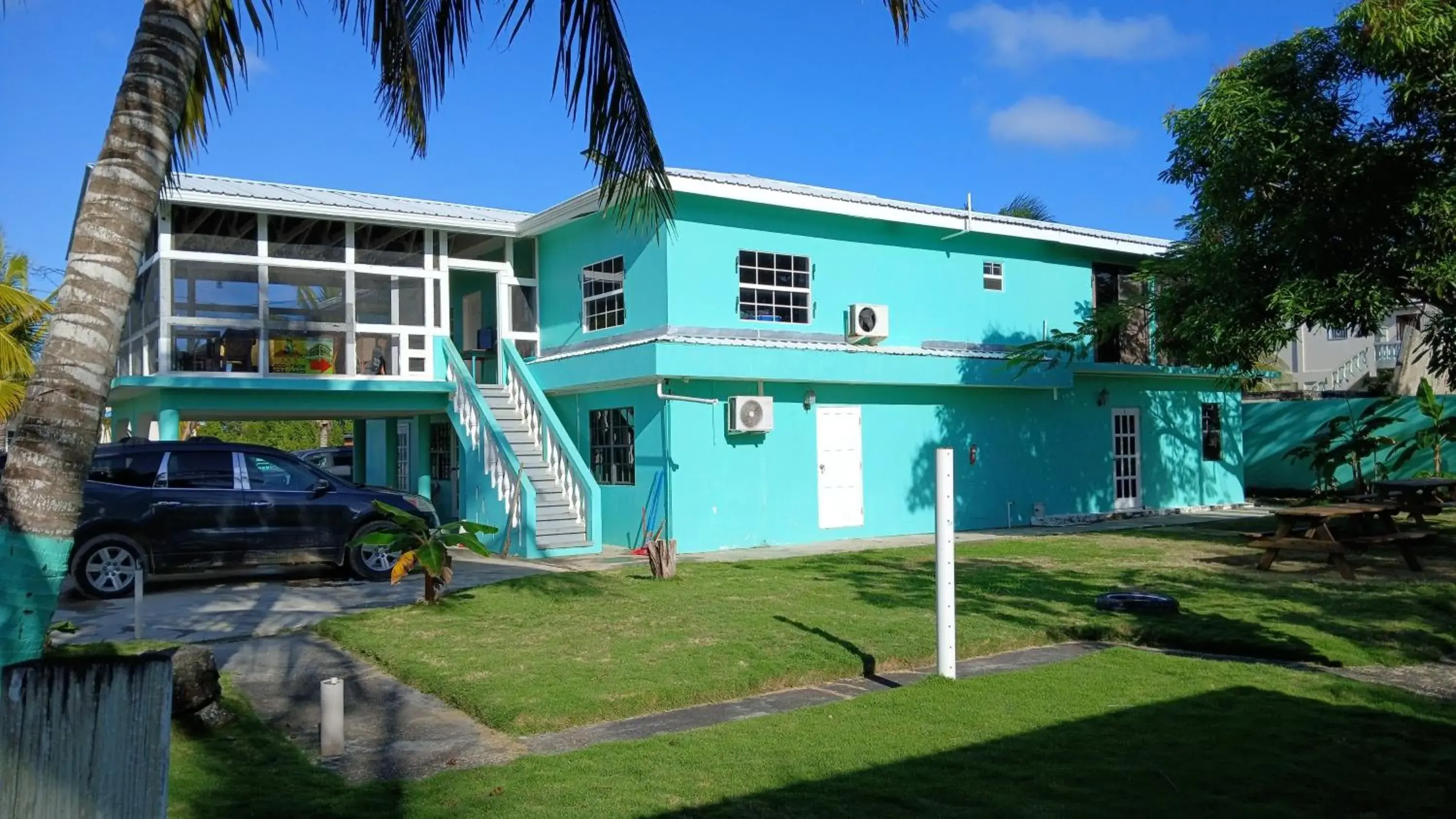 Bamboleo Inn Bamboleo Inn