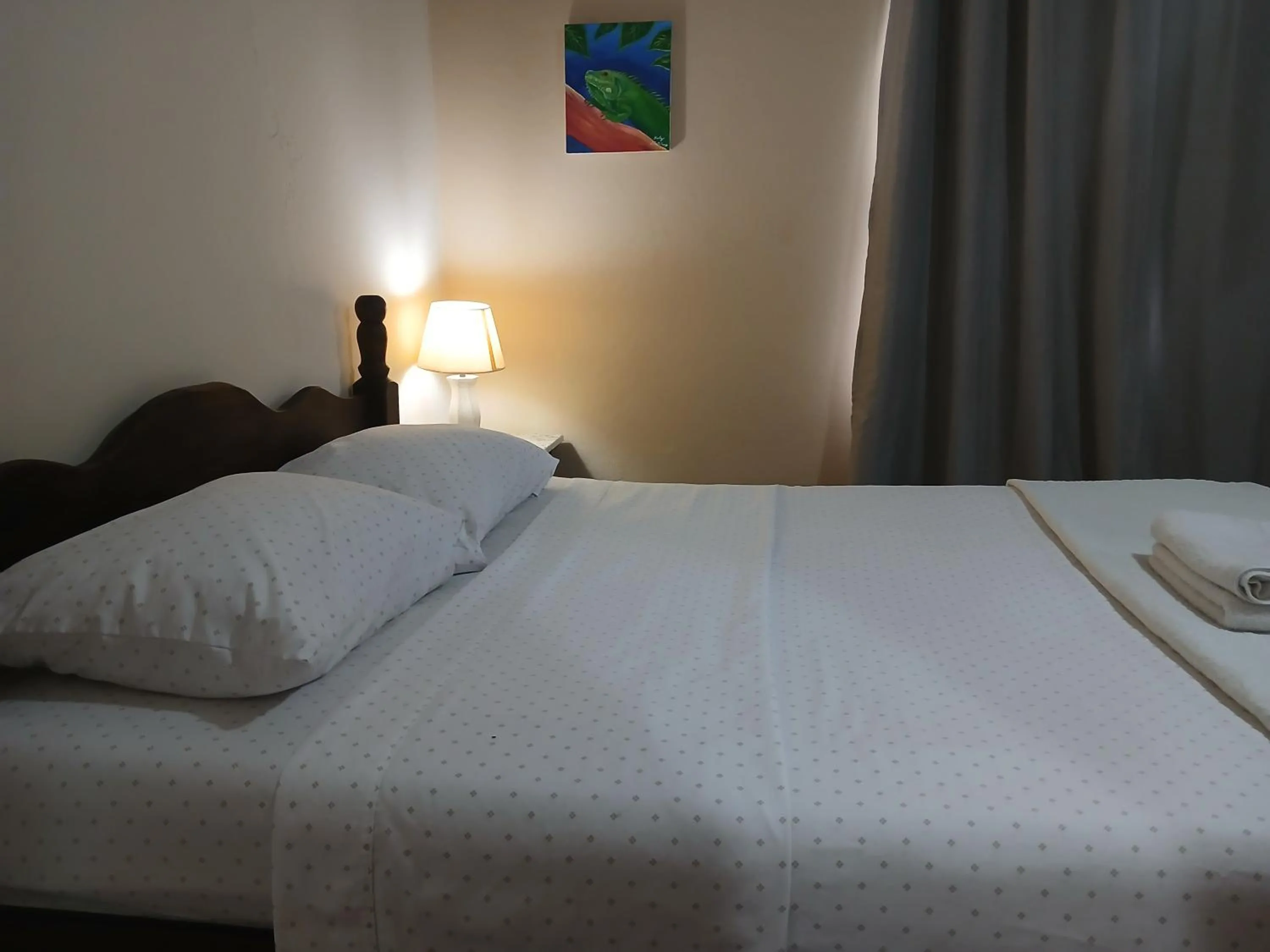 Bedroom, Bed in Bamboleo Inn