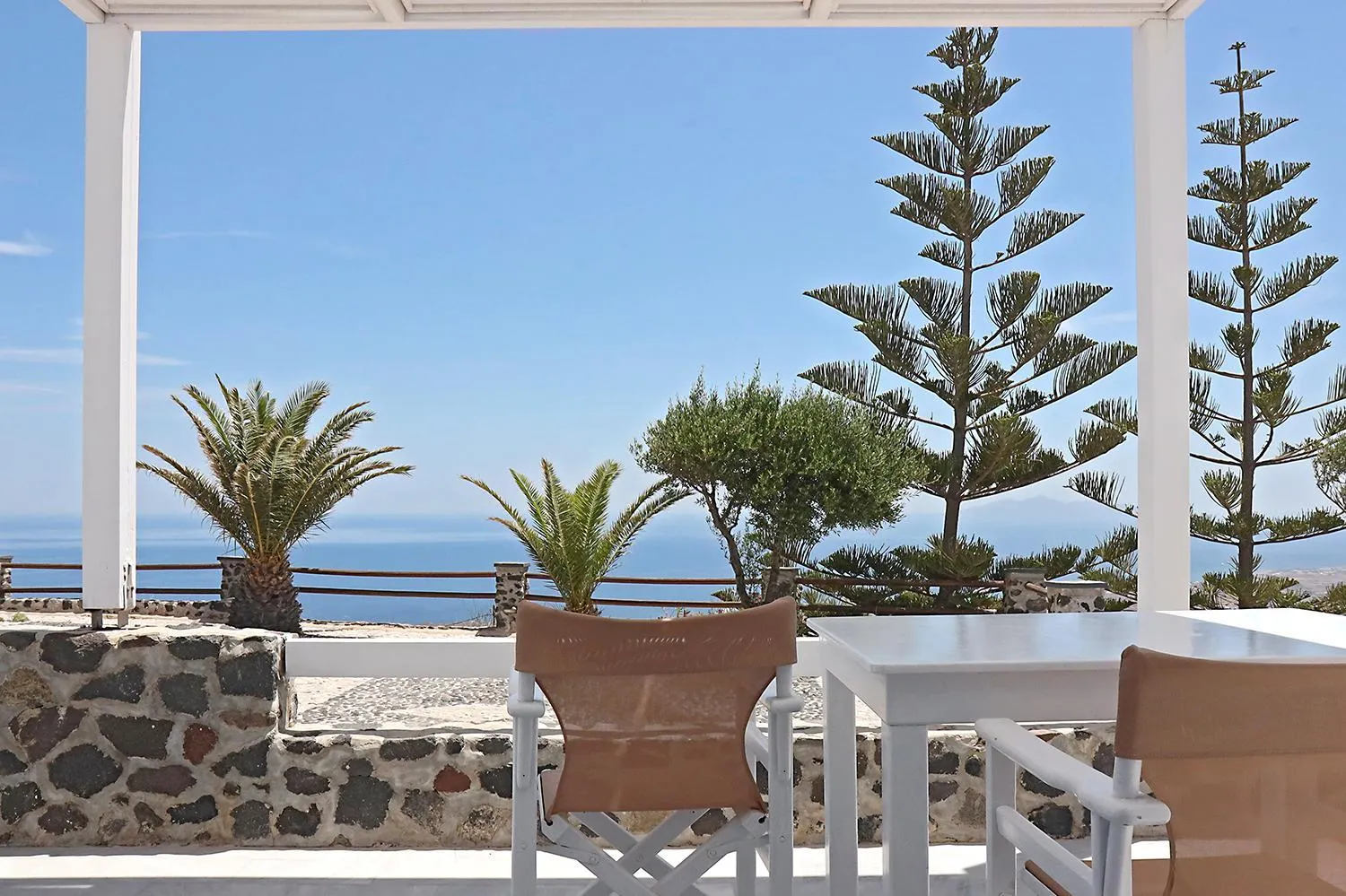 Day in Phaos Santorini Suites