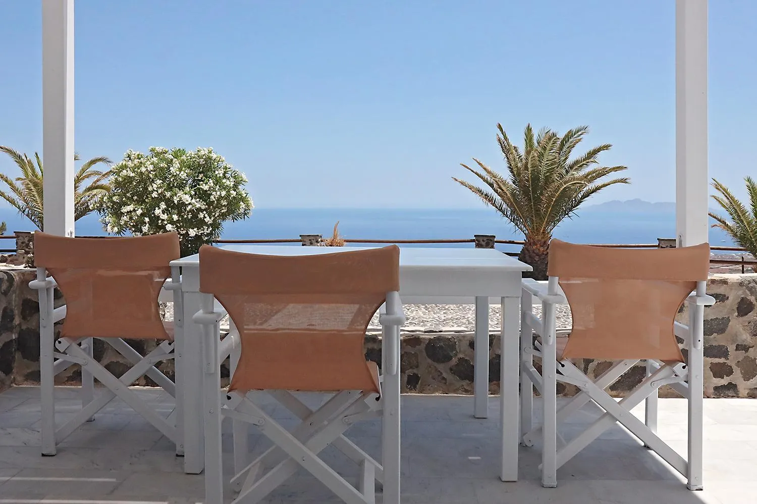 Day in Phaos Santorini Suites