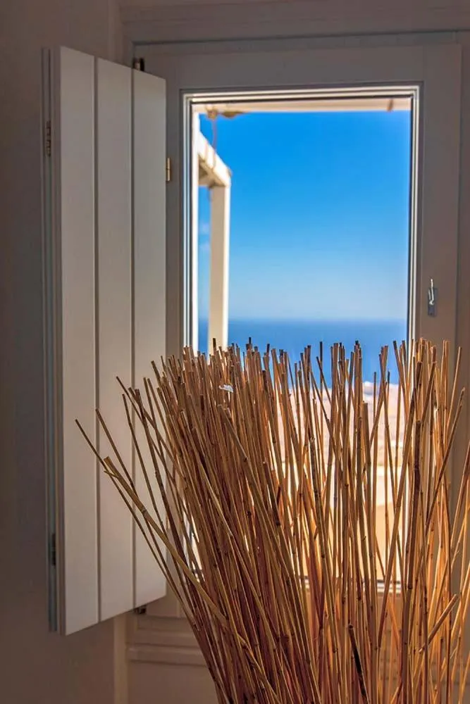 Day in Phaos Santorini Suites