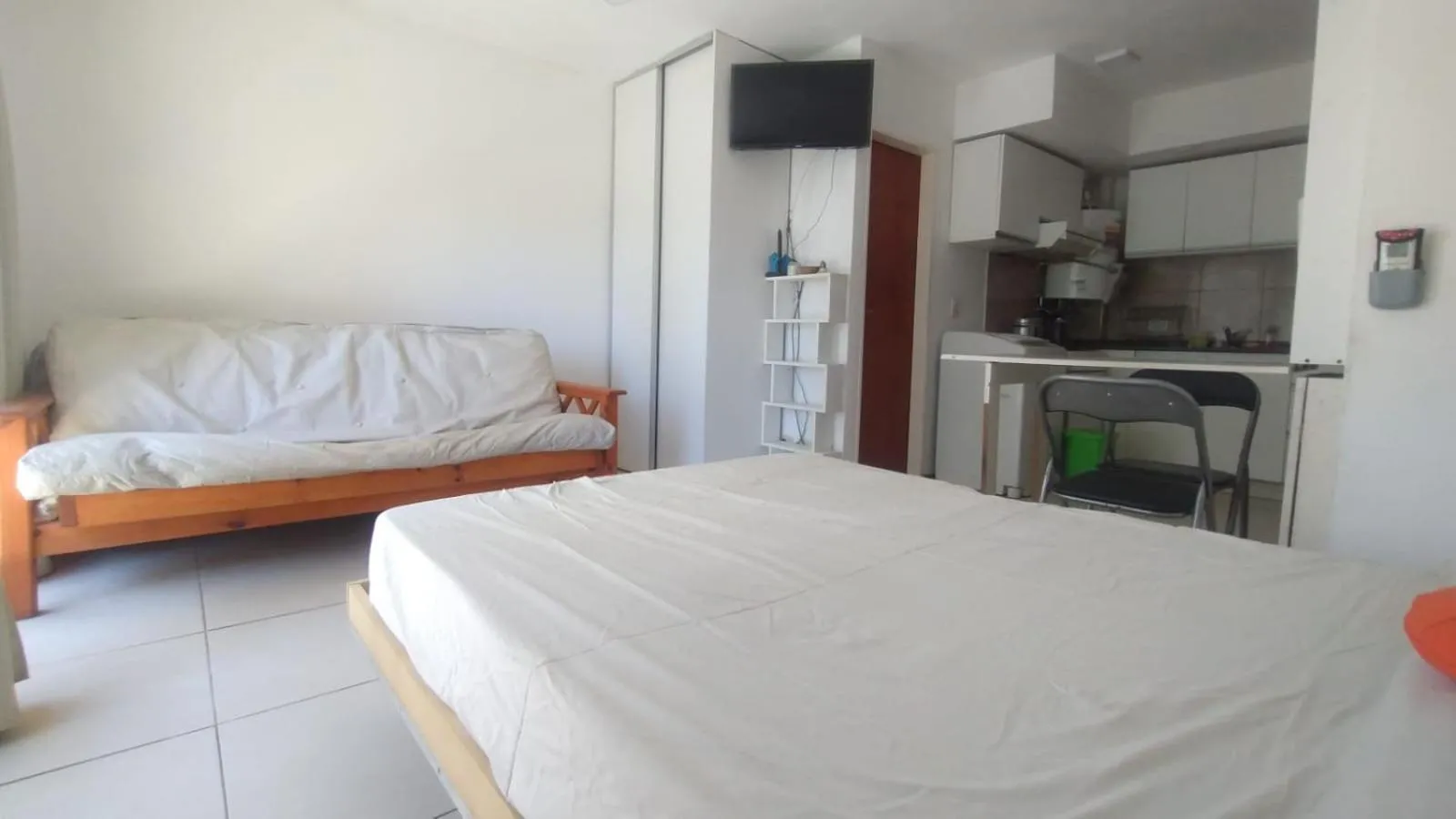 Bed in Monoambiente Amplio En Barrio MARTIN